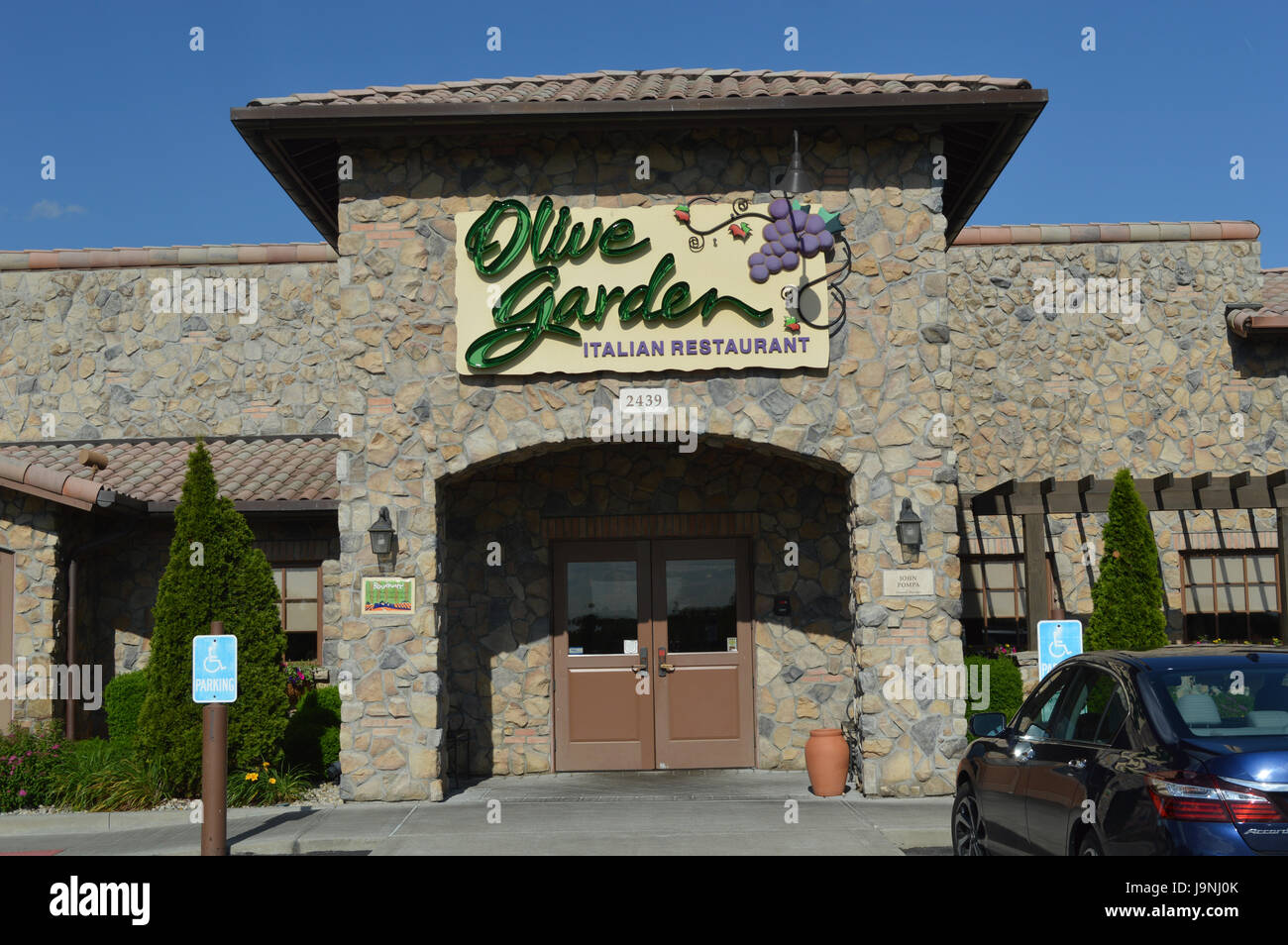 olive garden lake oswego phone number