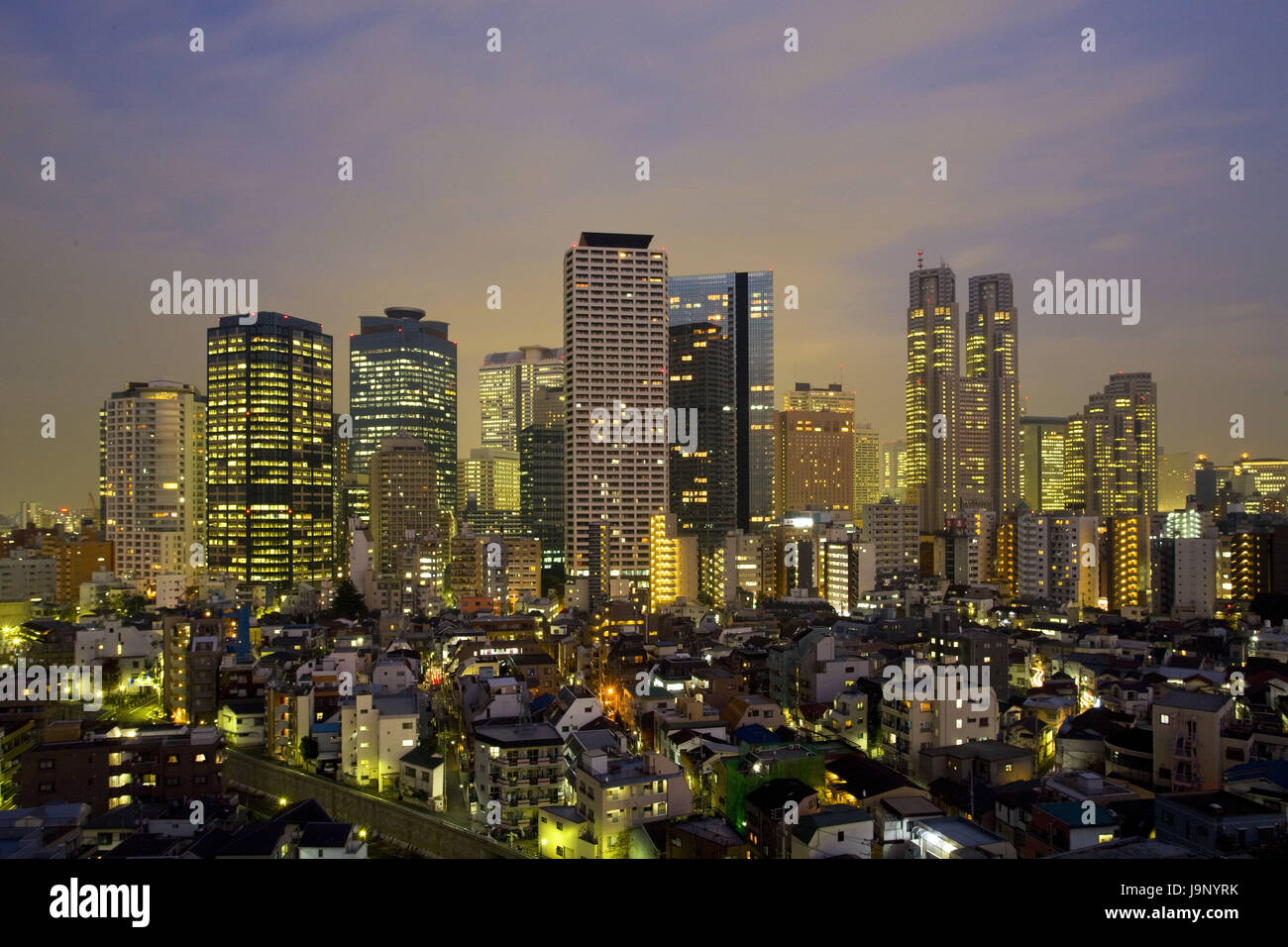 Le Japon,Tokyo, Shinjuku District,Côté ouest,vue sur mer,soirée,feux, Banque D'Images
