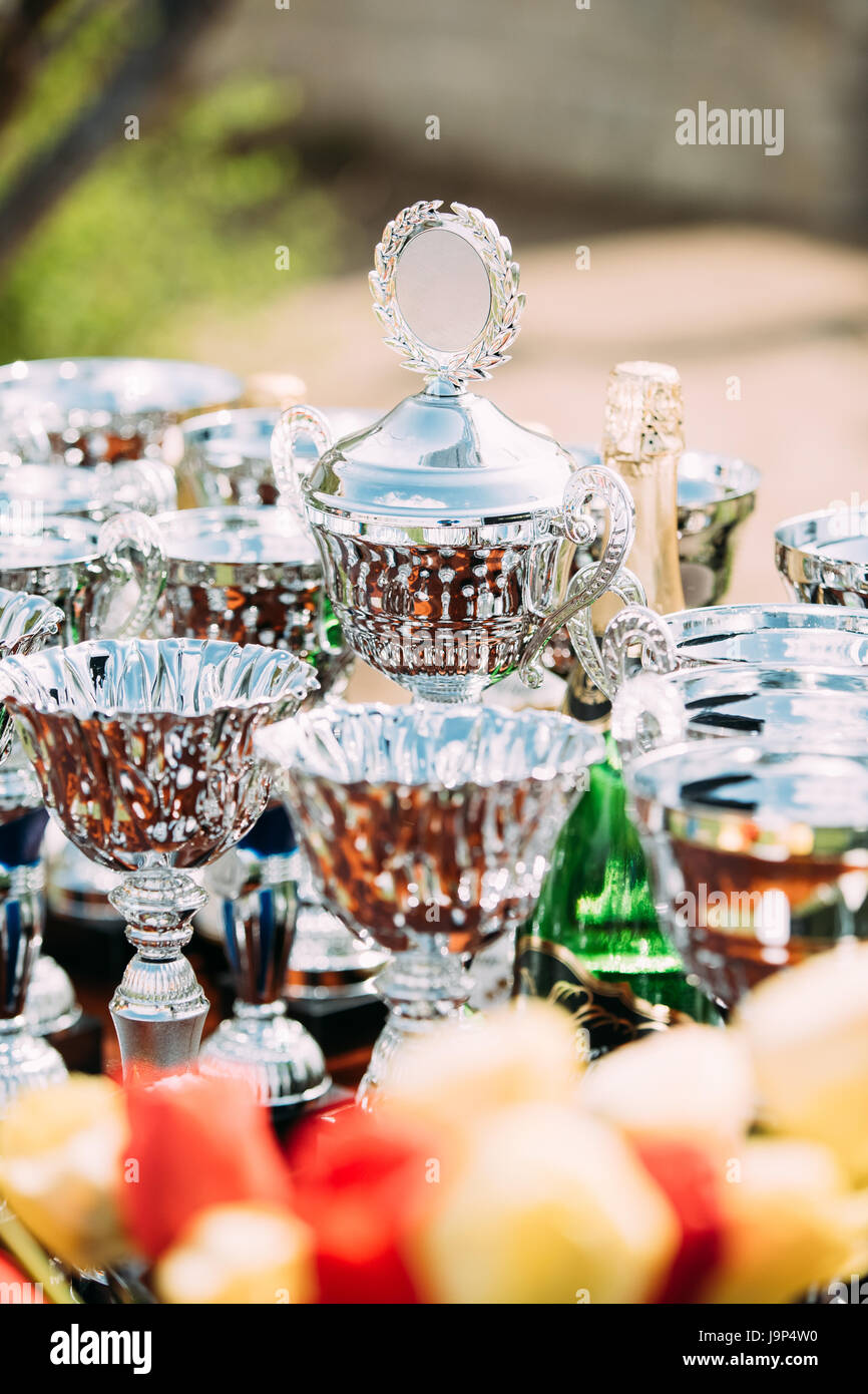 Trophée d'argent, Champion différents trophées. Tasses gagnants Banque D'Images