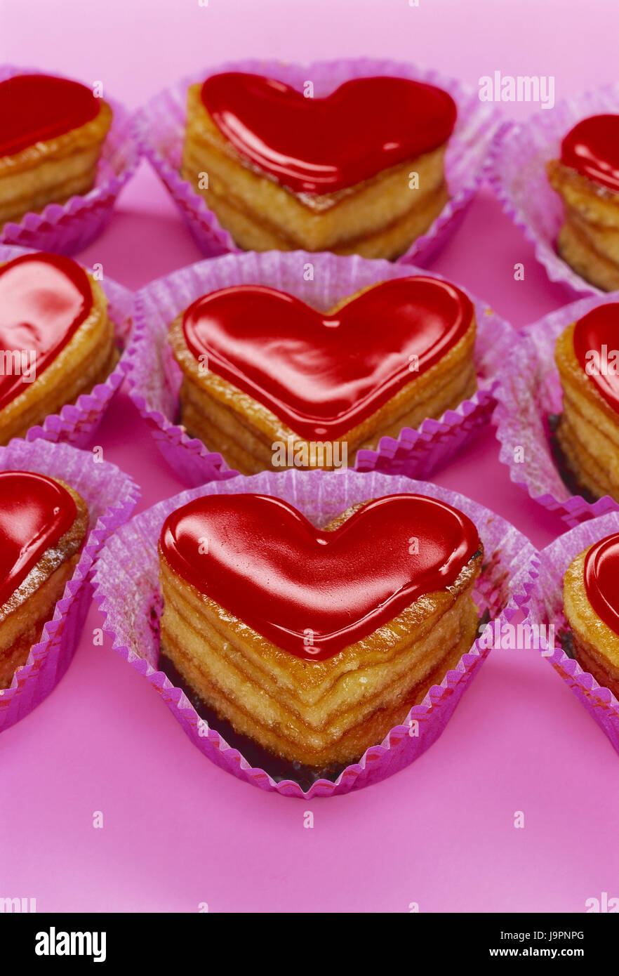 Tartelettes Forme Coeur La Queue Alimentation Douceur Gateau Gateau Petit Gateau Petit Quatre Cake Coeur Coeur Peu De Papier Actuellement Valentinstag Anniversaire Fete Des Meres Rose Rouge Affectueusement Habilement Consommation Appetissant Amour