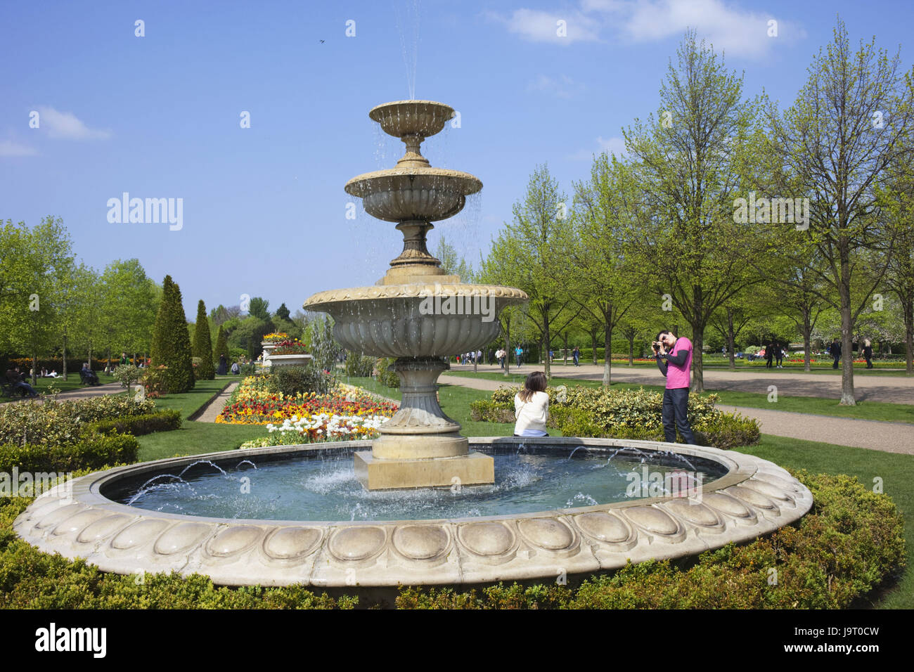 Grande-Bretagne,Angleterre,Londres,Regents Park avenue,cuisiner,dent,fleurs,fontaine,sentier touristique, Banque D'Images