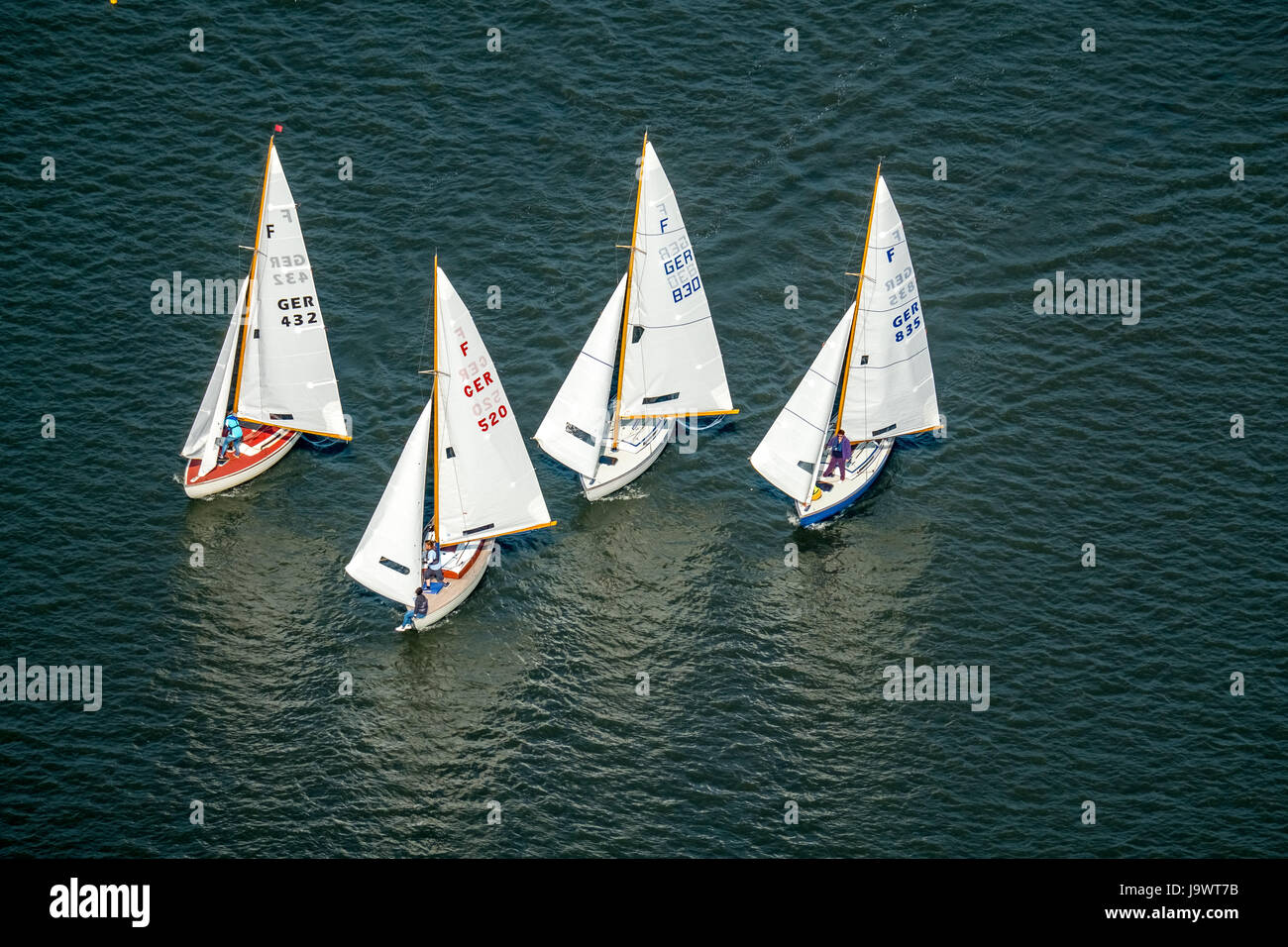 Régate de voile sur le lac Baldeney, bateaux à voile, Essen, Ruhr, Rhénanie du Nord-Westphalie, Allemagne Banque D'Images