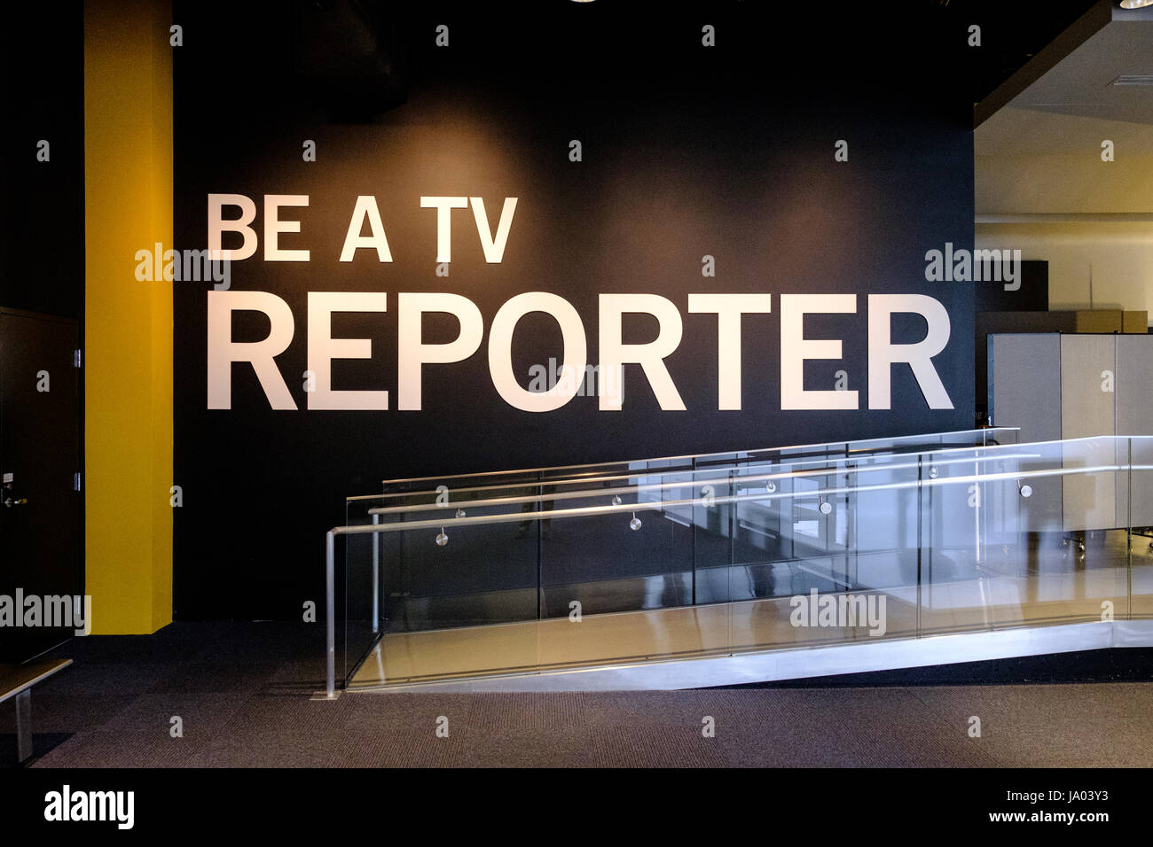 'Être un journaliste de télévision' exposition au Newseum, Pennsylvania Avenue, Washington, DC, USA Banque D'Images
