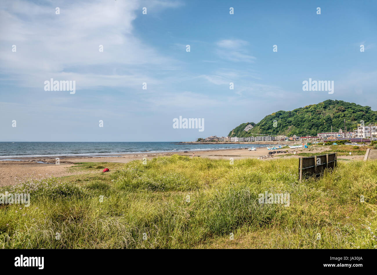 Vue sur la plage au parc Kamakura Seaside, Kanagawa, Japon Banque D'Images