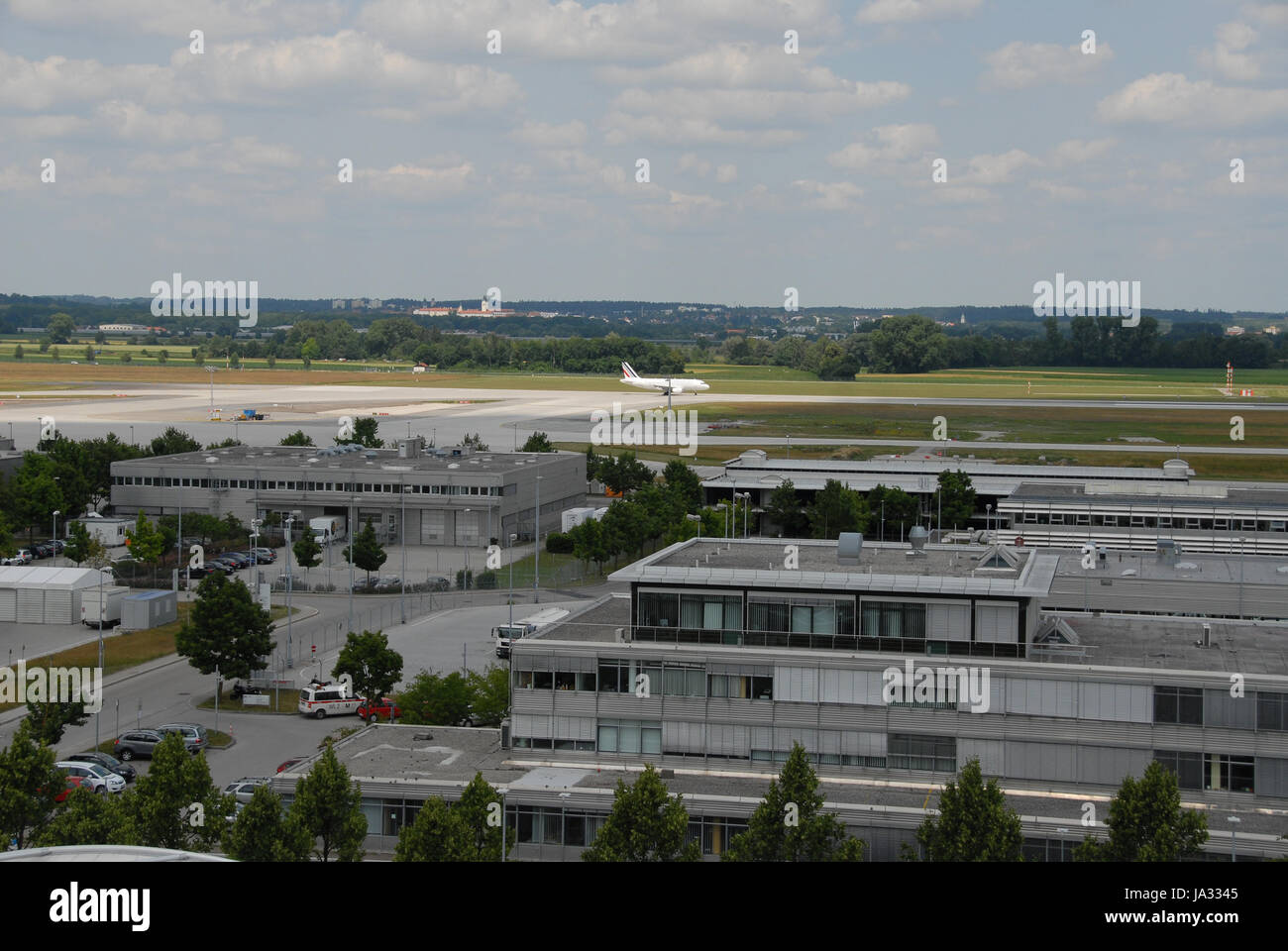 La Bavière, la piste, l'aéroport, bâtiment de l'usine, des avions, de l'été, summerly, Banque D'Images