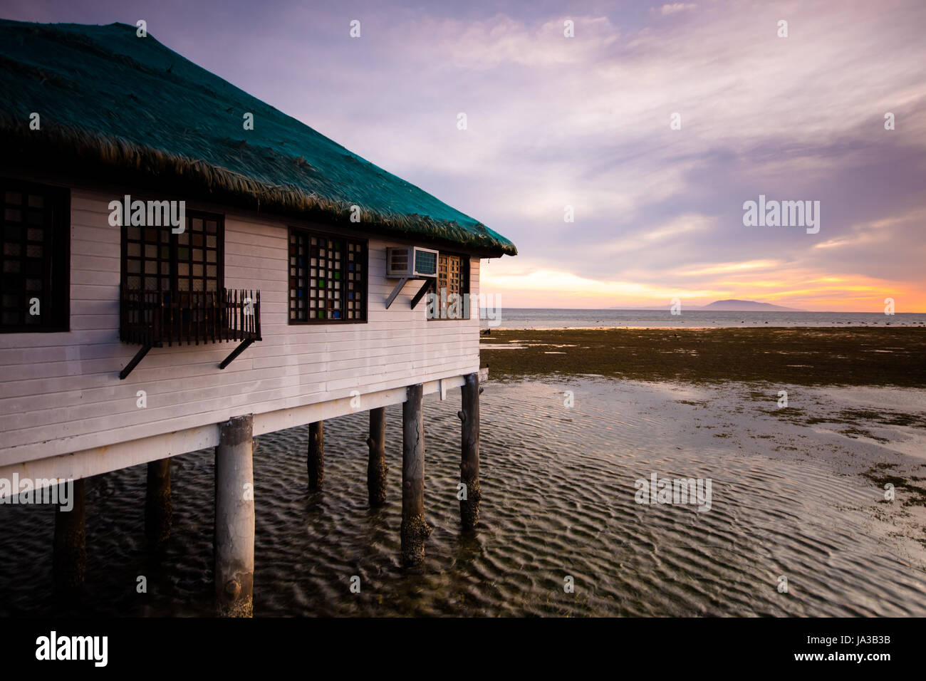 Maison de plage de détente à Calatagan, Batangas Banque D'Images