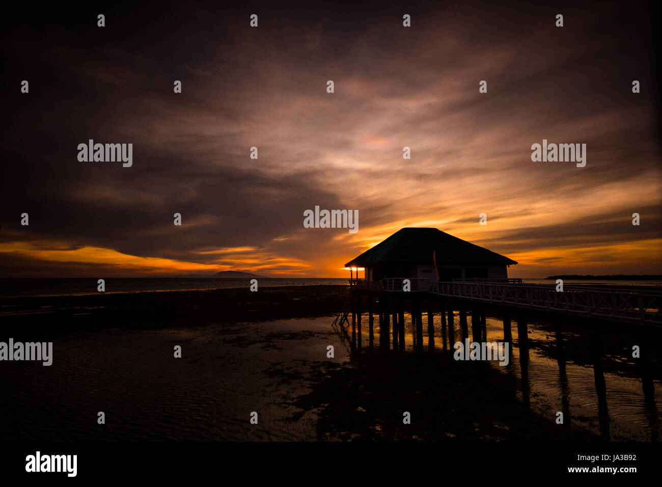 Maison de plage de détente à Calatagan, Batangas Banque D'Images