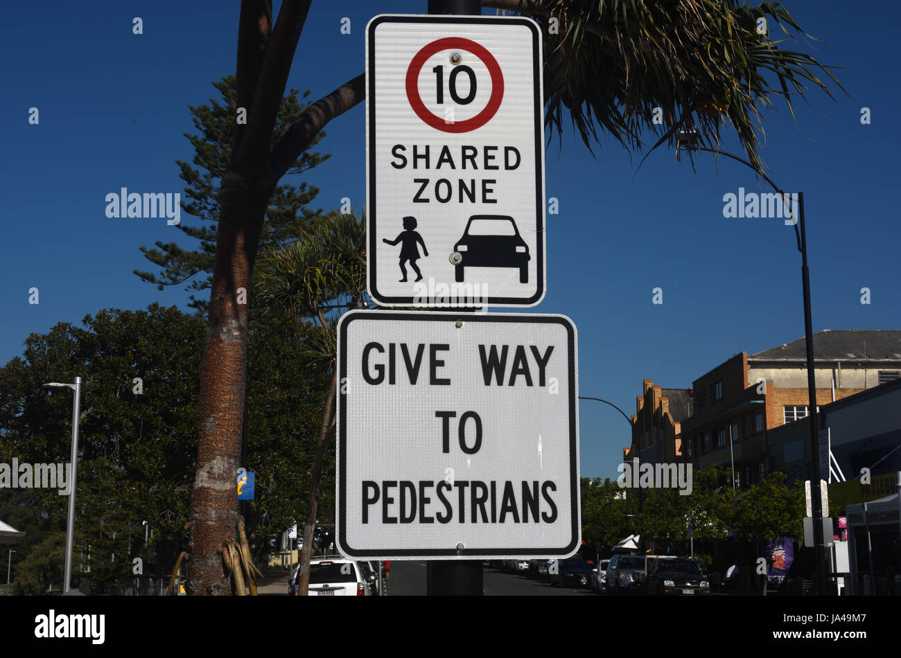 Redcliffe, Australie : panneau de circulation Zone partagée sur Redcliffe Parade Banque D'Images