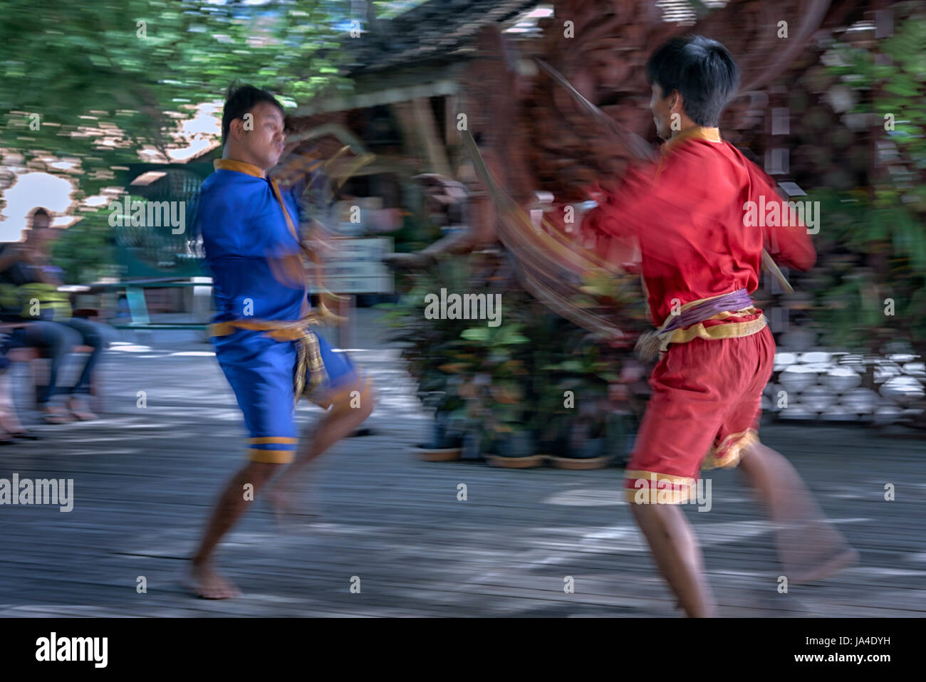 Les combats à l'épée au Sanctuaire de la vérité Pattaya Thaïlande Asie du sud-est Banque D'Images