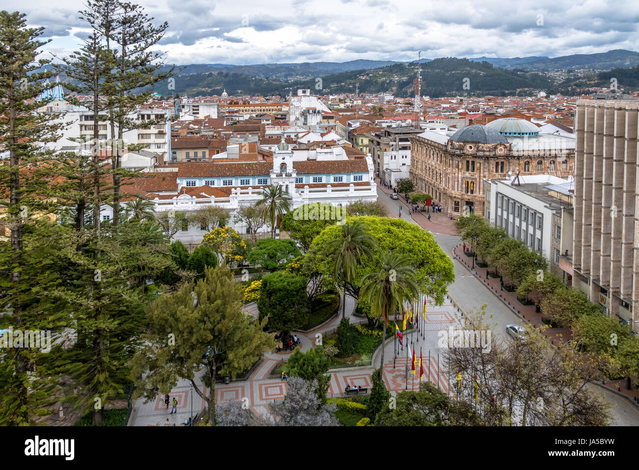 Vue aérienne de la ville de Cuenca et Park Calderon - Cuenca, Équateur Banque D'Images