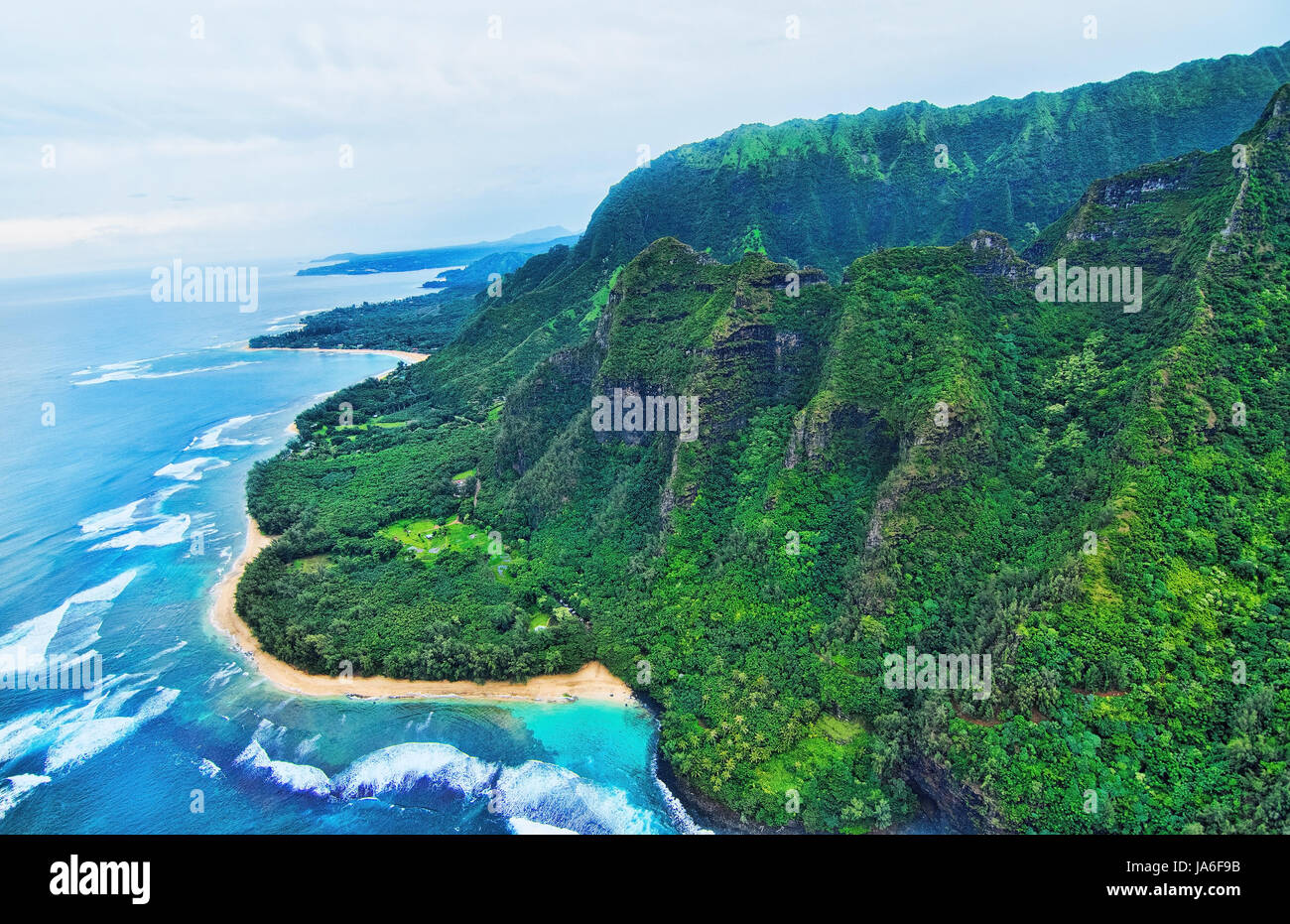 Kauai Hawaii à partir d'hélicoptères de l'antenne de l'impression que l'on Na Poai Côte d'en haut Banque D'Images