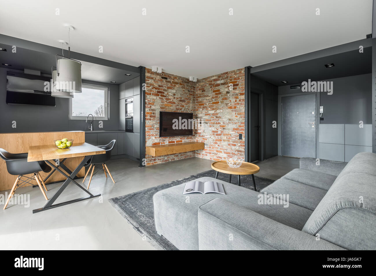 Appartement Gris Et Blanc Dans Un Style Industriel Avec