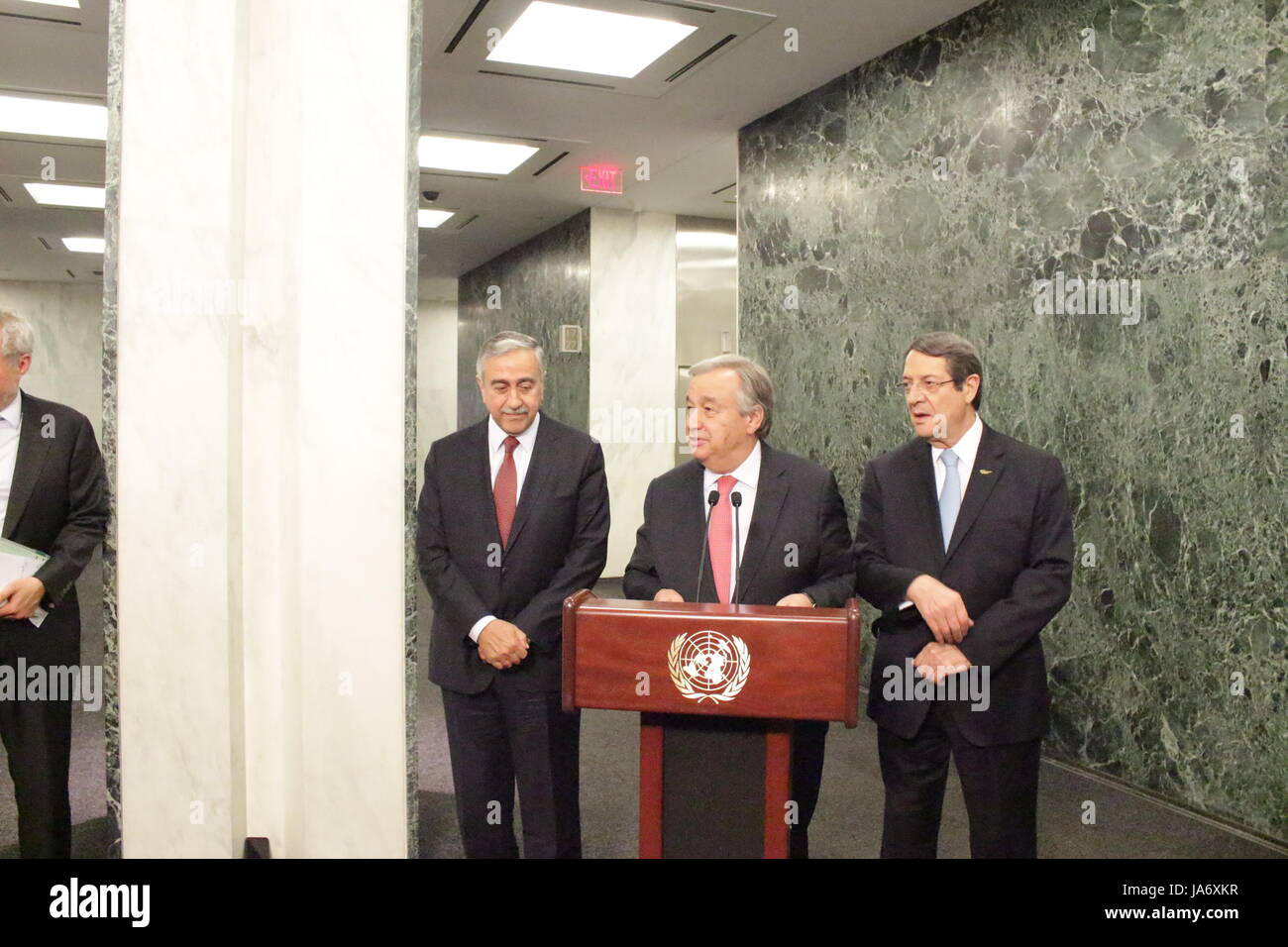 Nations Unies, New York, USA. 4 juin, 2017. L'ONU, Antonio Guterres, dit reprise des pourparlers en juin avec le président chypriote Nicos Anastasiades et le dirigeant chypriote turc Mustafa Akinci Crédit : Matthew Russell Lee/Alamy Live News Banque D'Images