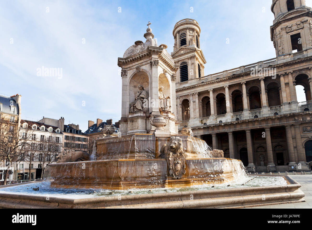 L'église, voyage, ville, ville, monument, art, arbre, statue, la cathédrale, le tourisme, Banque D'Images