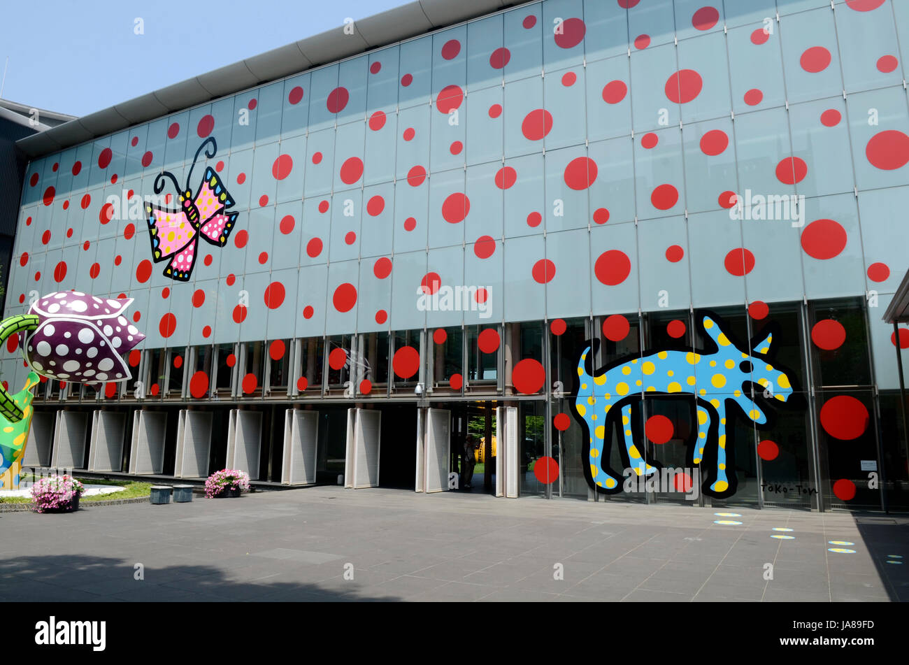 YAYOI KUSAMA Musée d'Art de la ville de Matsumoto organise une