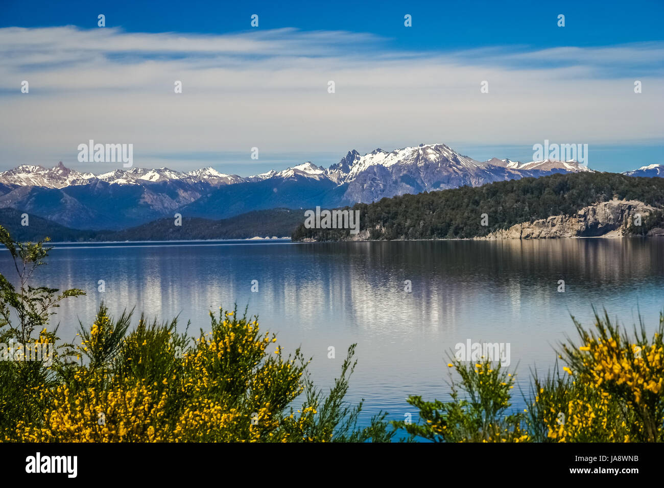 Beaux lacs de Lake District argentine près de Bariloche, Argentine Banque D'Images