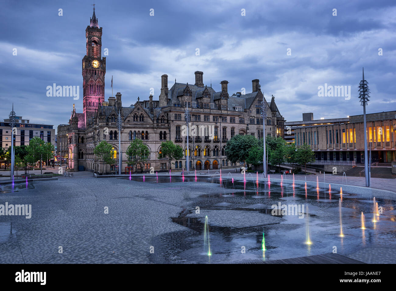 Bradford City Hall à City Park Banque D'Images