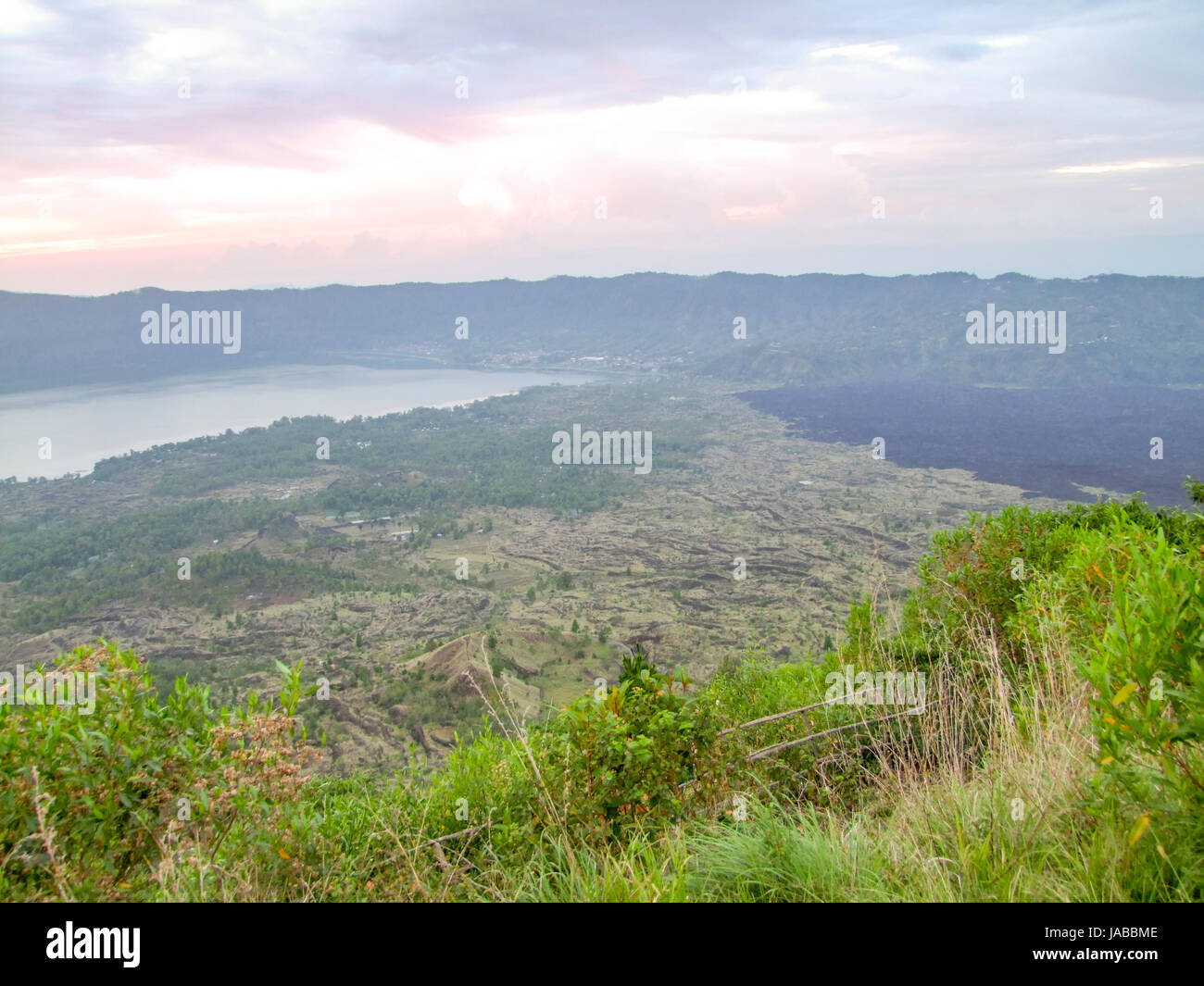 Paysage autour d'un volcan nommé Mont Batur à Bali, Indonésie Banque D'Images