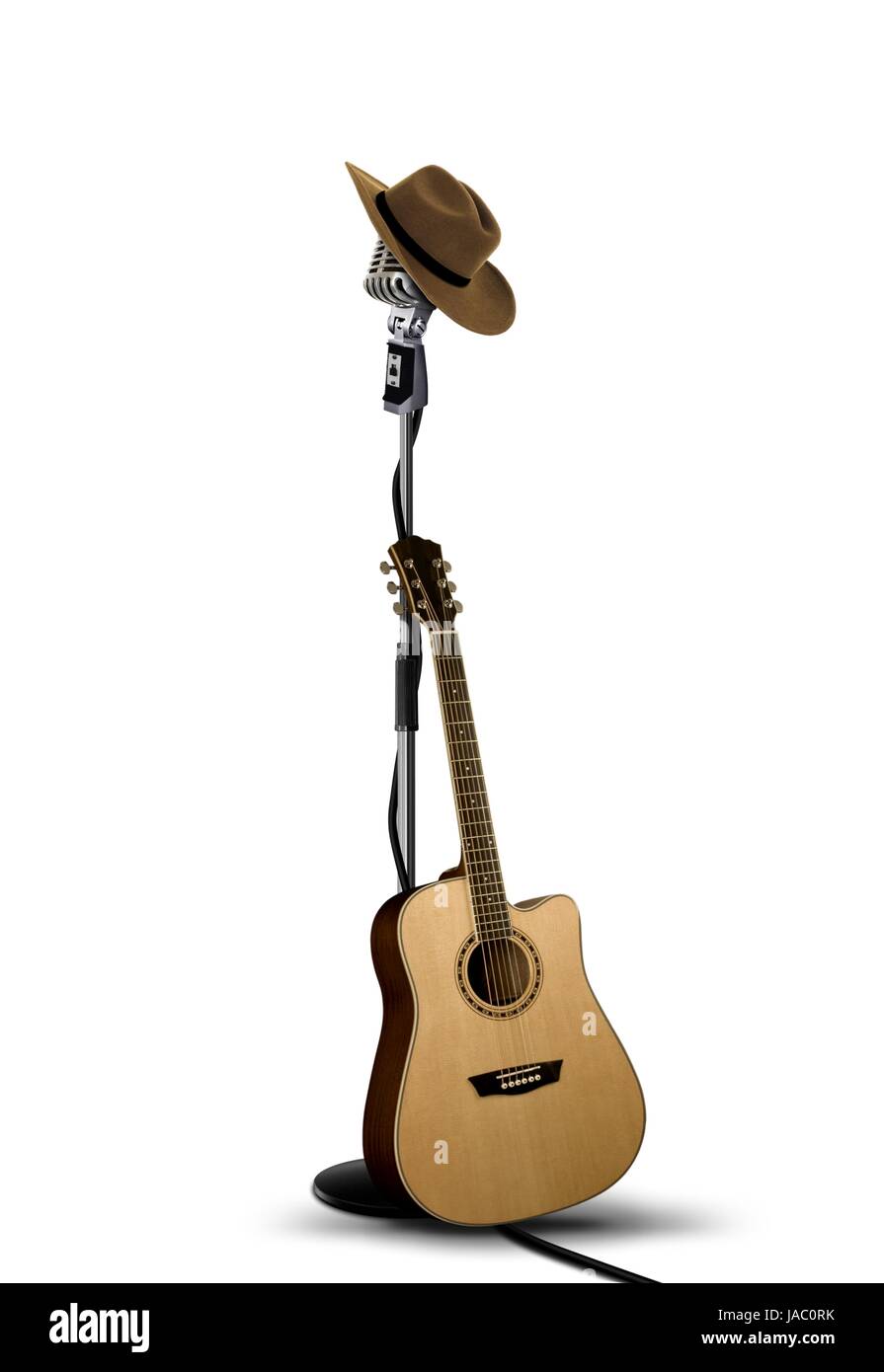 Microphone vintage avec chapeau de cowboy et guitare Banque D'Images