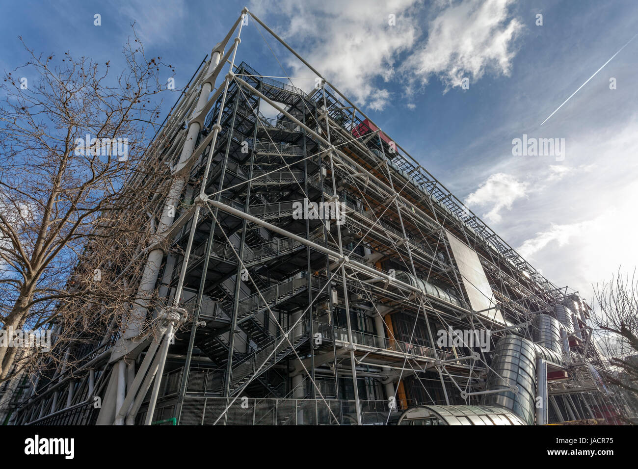 Centre Pompidou, Centre national d'art et de culture Georges Pompidou, Beaubourg, high-tech ou de l'architecture brutaliste de Renzo Piano et Richard Roge Banque D'Images