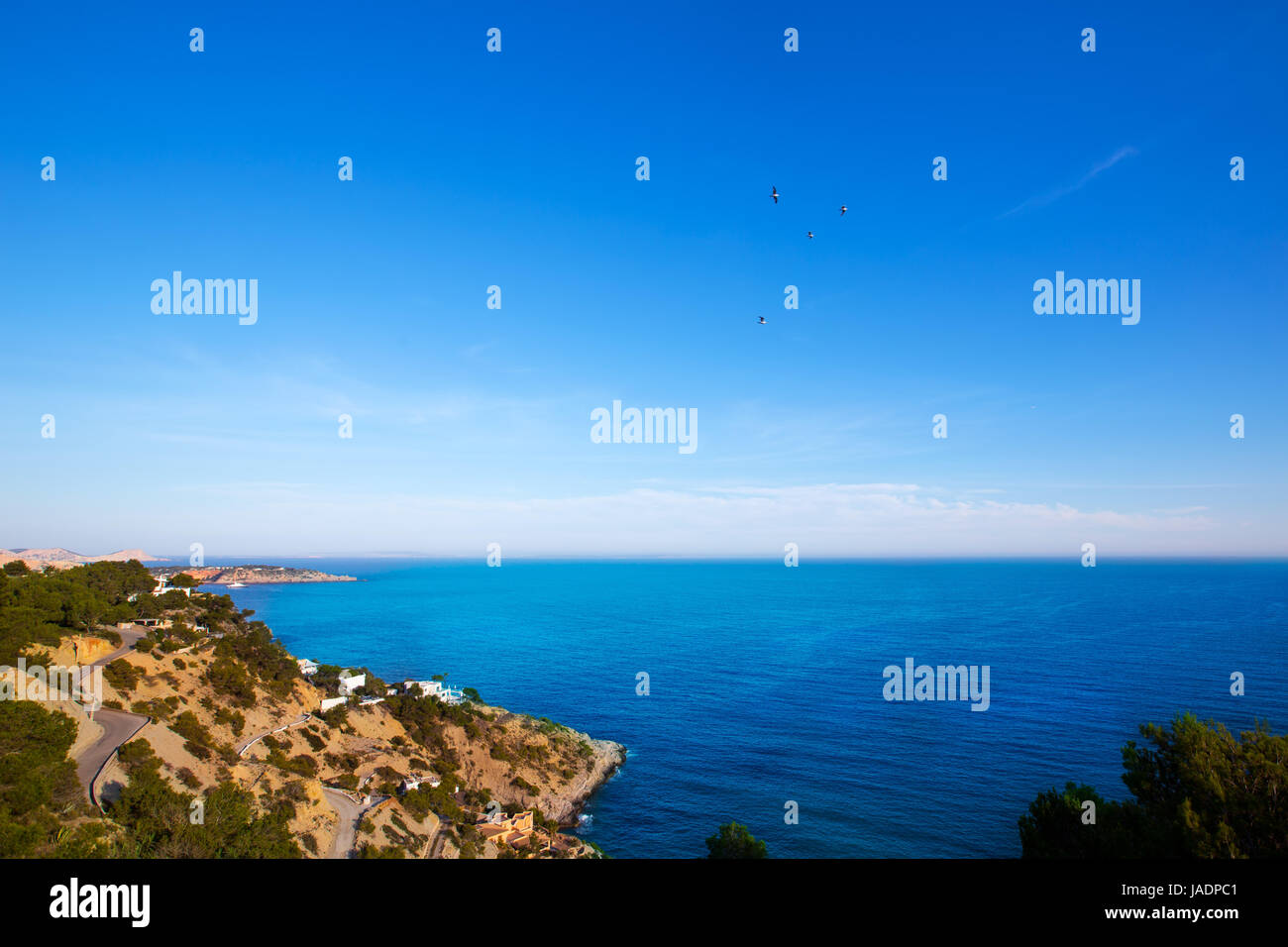 Es Cubells Ibiza vue méditerranéenne à San Jose à Îles Baléares d'espagne Banque D'Images