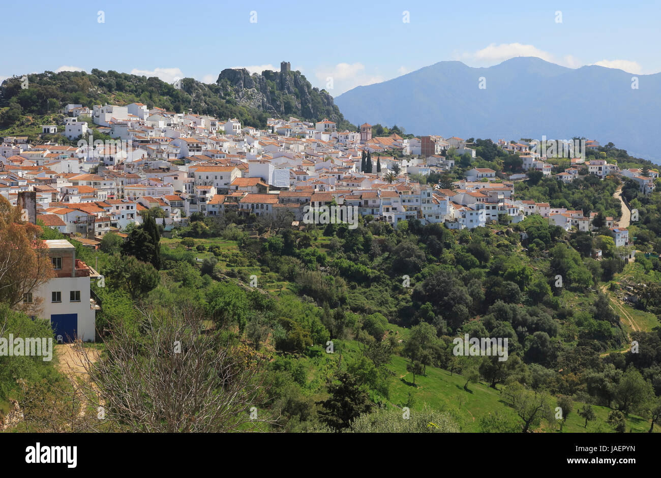 Hill top village de Gaucin, province de Malaga, au sud de l'Espagne Banque D'Images