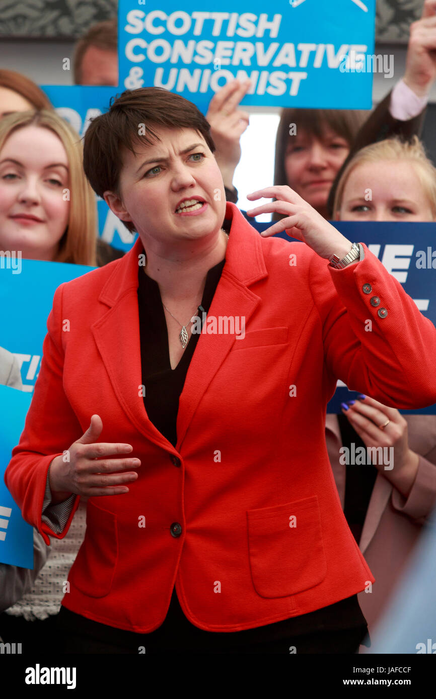 Edinburgh, Ecosse, Royaume-Uni. 7 juin 2017. Ruth Davidson leader conservateur écossais dans la région de Glass House à Édimbourg. Pako Mera/Alamy Live News Banque D'Images
