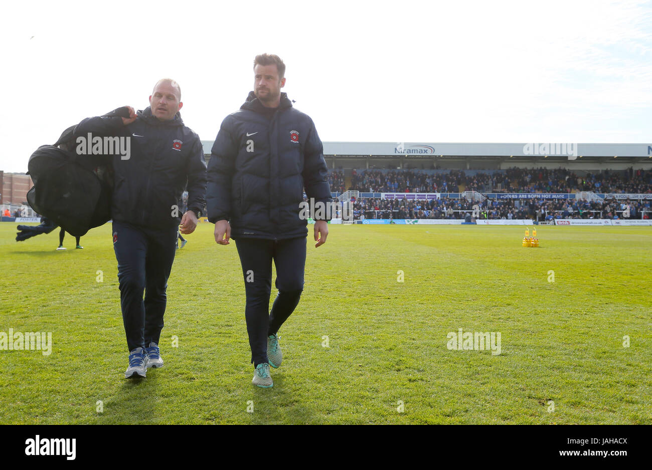 Hartlepool United manager Matthew Bates (droite) Banque D'Images