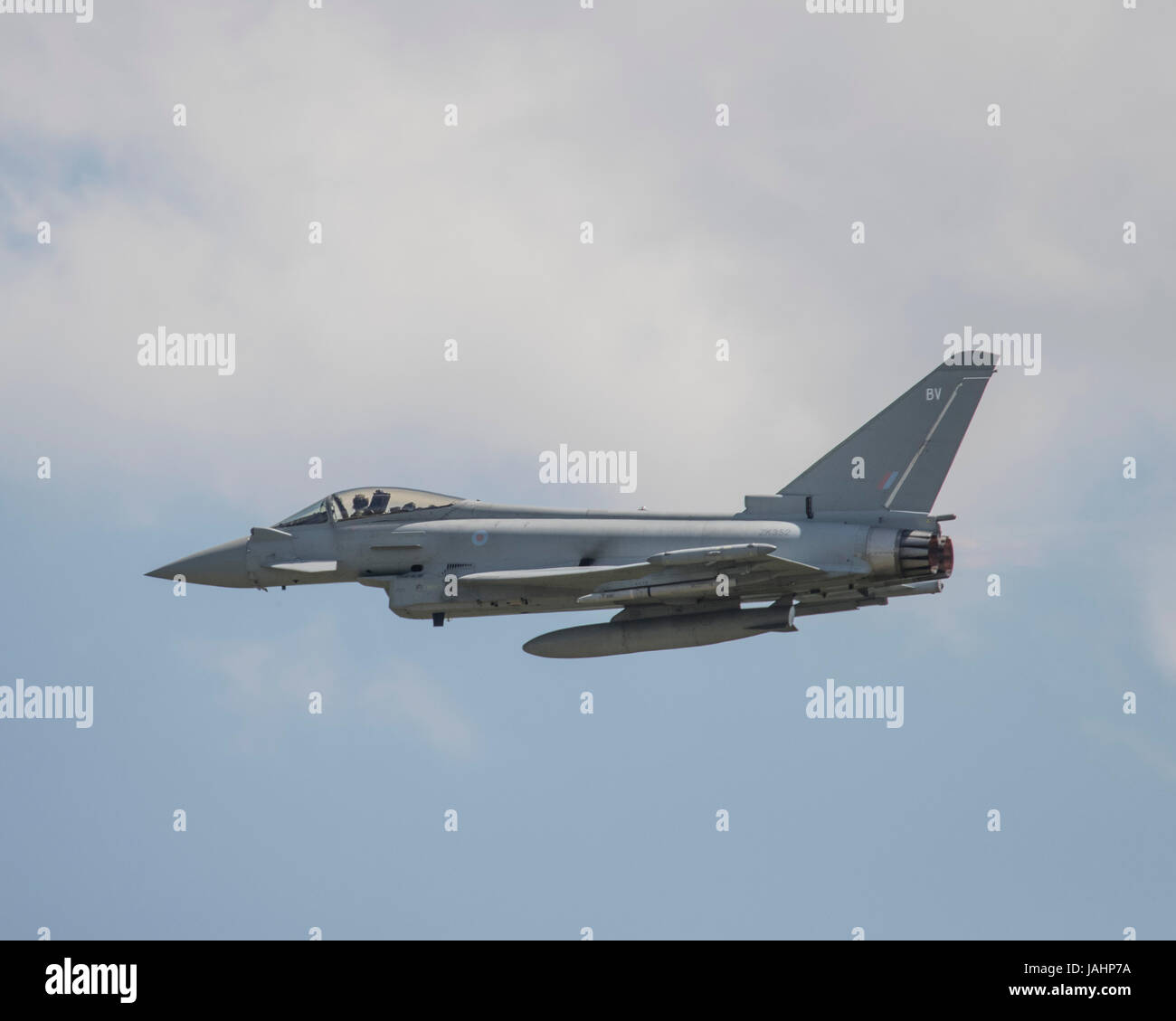 L'Eurofighter Typhoon de la RAF SOLO Display avions à un spectacle aérien de Duxford 2017 Banque D'Images