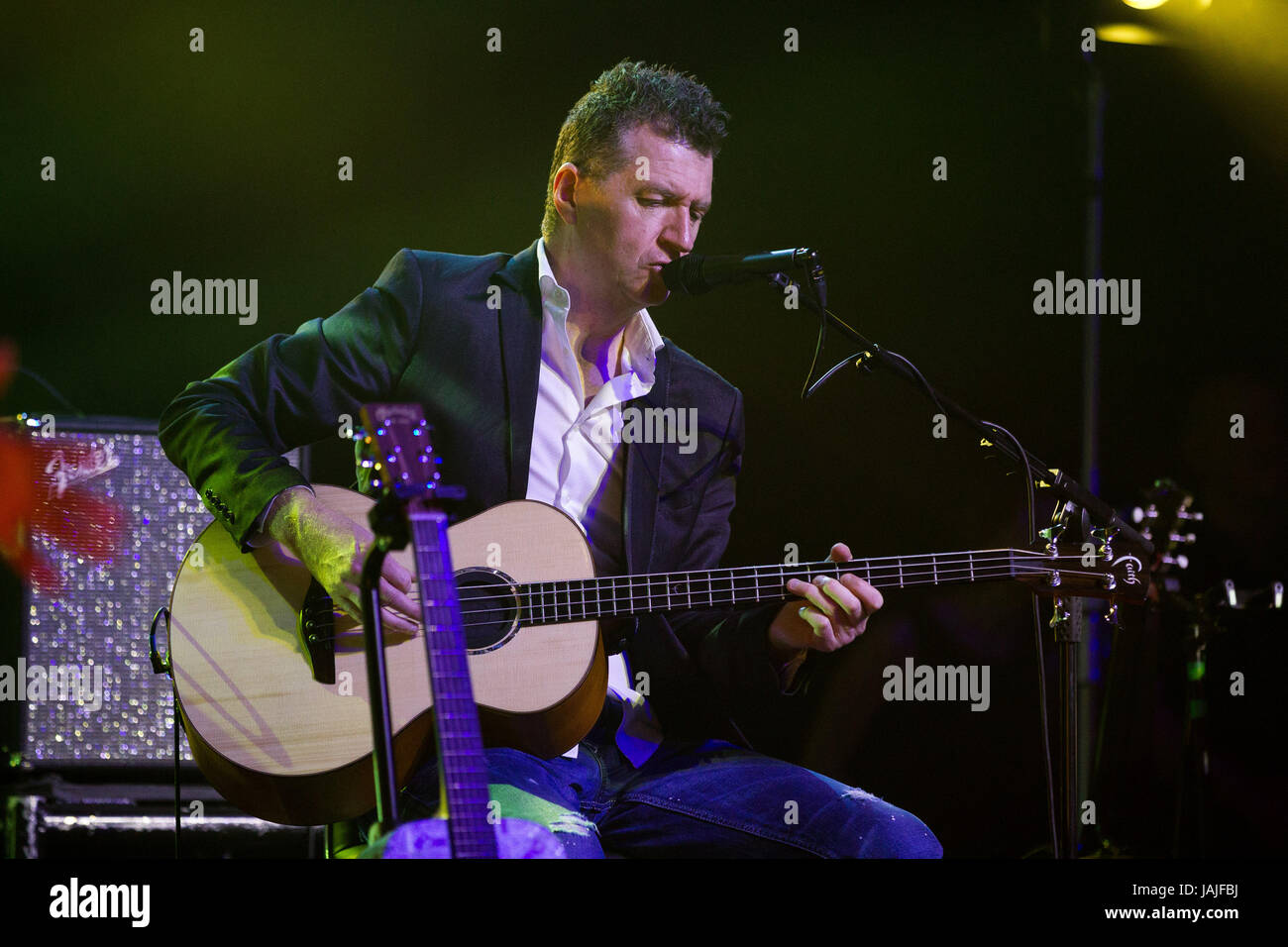 Simple Minds performing live au Coliseu dos Recreios de Lisbonne comprend : Ged Grimes Où : Lisbonne, Portugal Quand : 03 mai 2017 Crédit : Rui M Leal/WENN.com Banque D'Images
