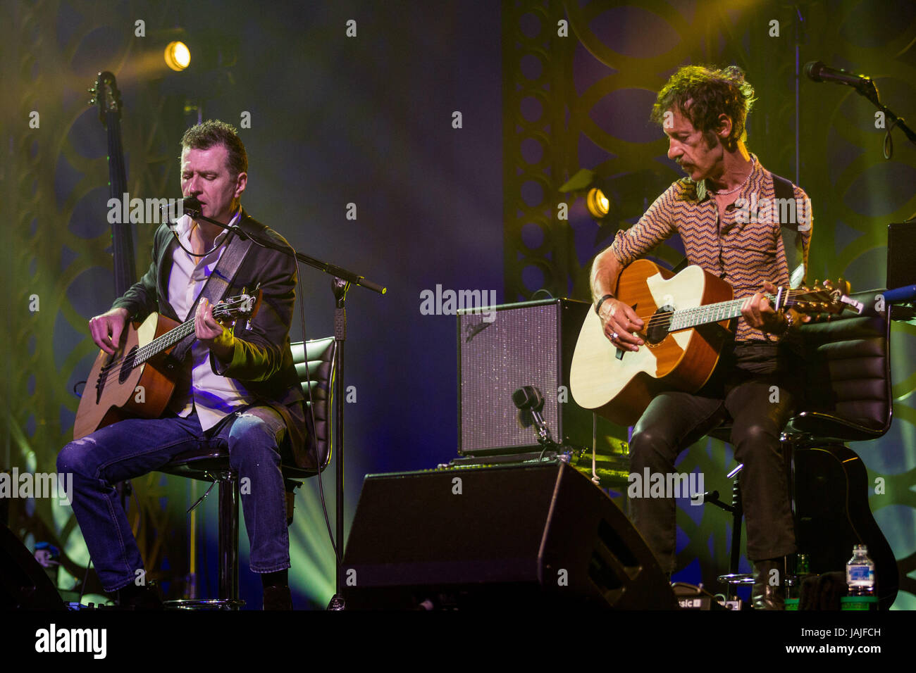 Simple Minds performing live au Coliseu dos Recreios de Lisbonne comprend : Ged Grimes, Gordy Goudie Où : Lisbonne, Portugal Quand : 03 mai 2017 Crédit : Rui M Leal/WENN.com Banque D'Images