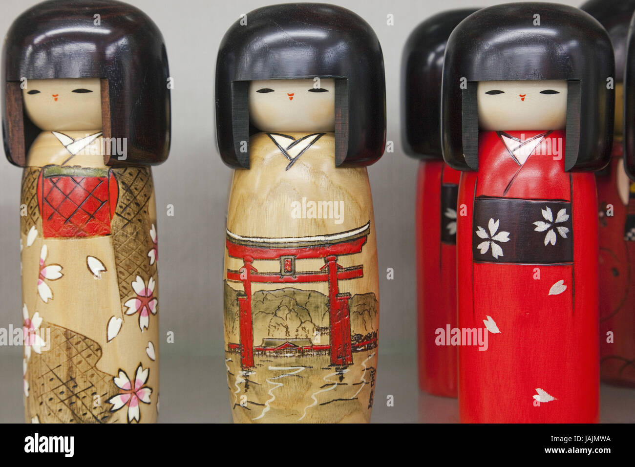 Le Japon, l'île de Miyajima,souvenirs,poupées de Kokeshi, Banque D'Images