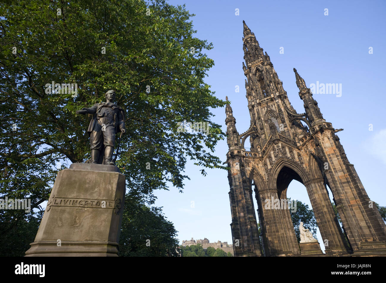 L'Écosse, Édimbourg, monument de David Livingstone et Scott Monument, Banque D'Images
