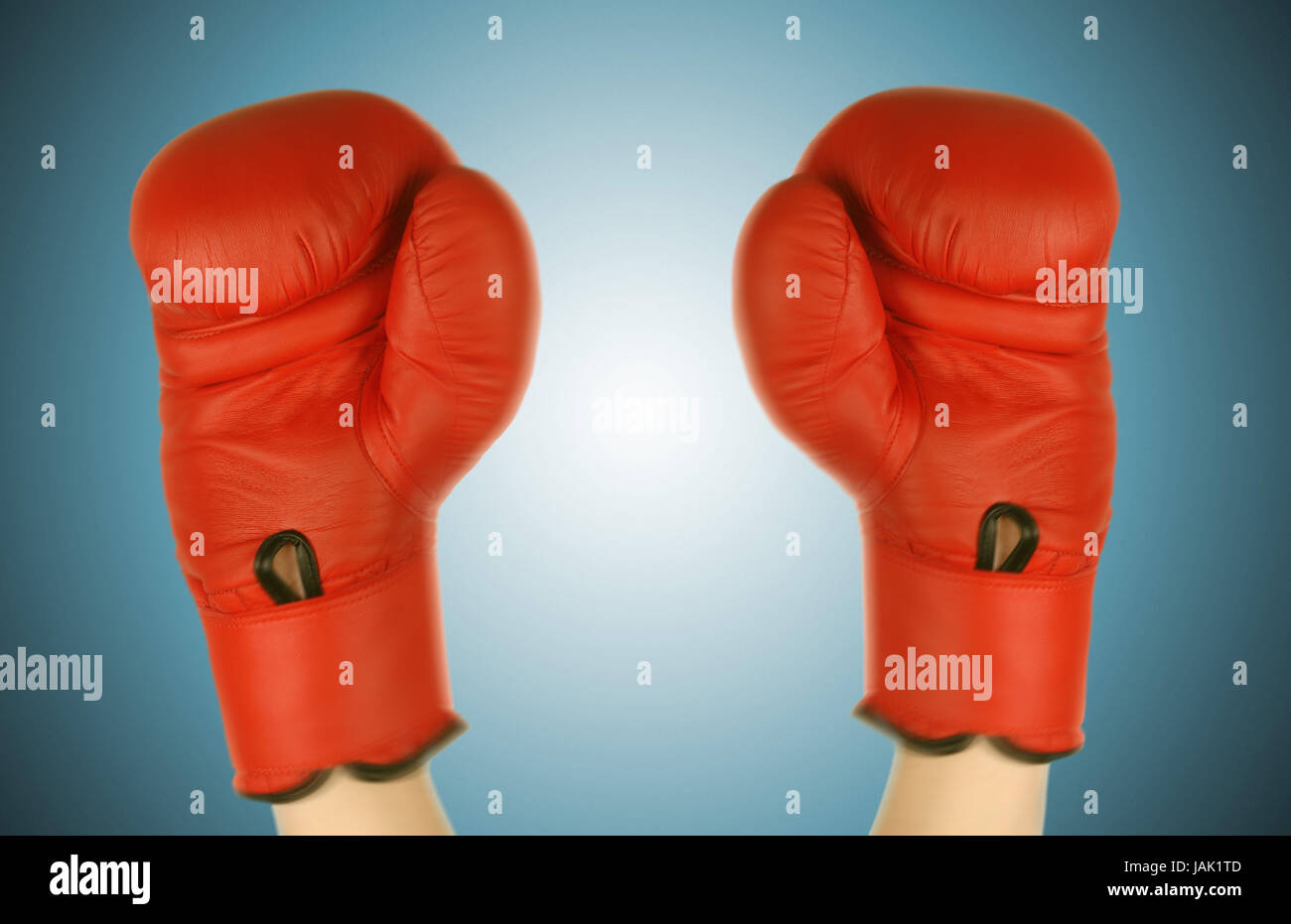 Gants de boxe rouge pour leur poser, Banque D'Images