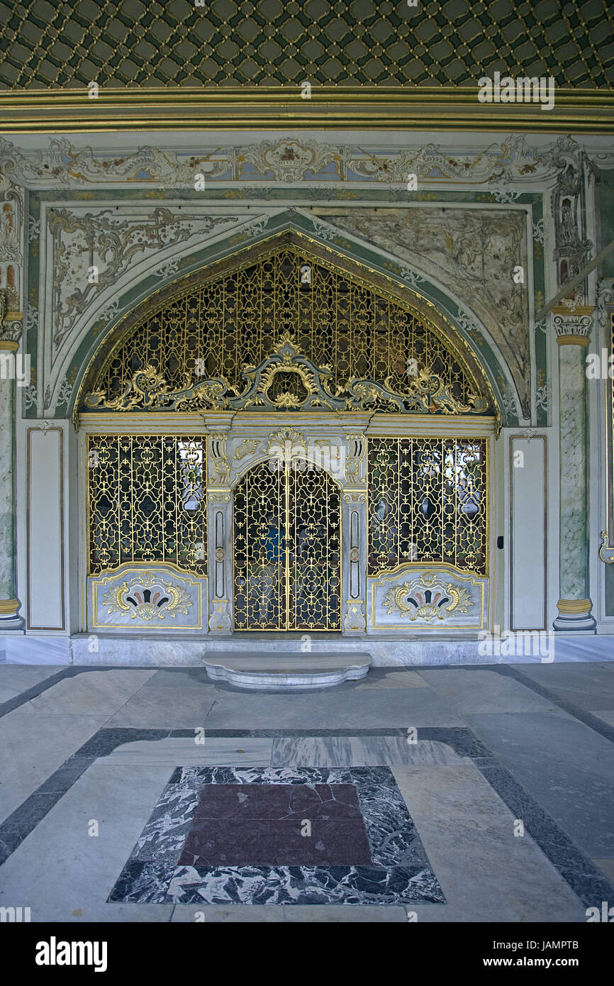 La Turquie, Istanbul, Topkapi Palace,hall,porte,ville,détail,ville,port,metropolis,Culture,palais du sultan,porte,entrée,endroit d'intérêt,tourisme,architecture,musée,bâtiment,à l'intérieur du palais,golden,golden gate,grace remarque,ornements,déserte, Banque D'Images