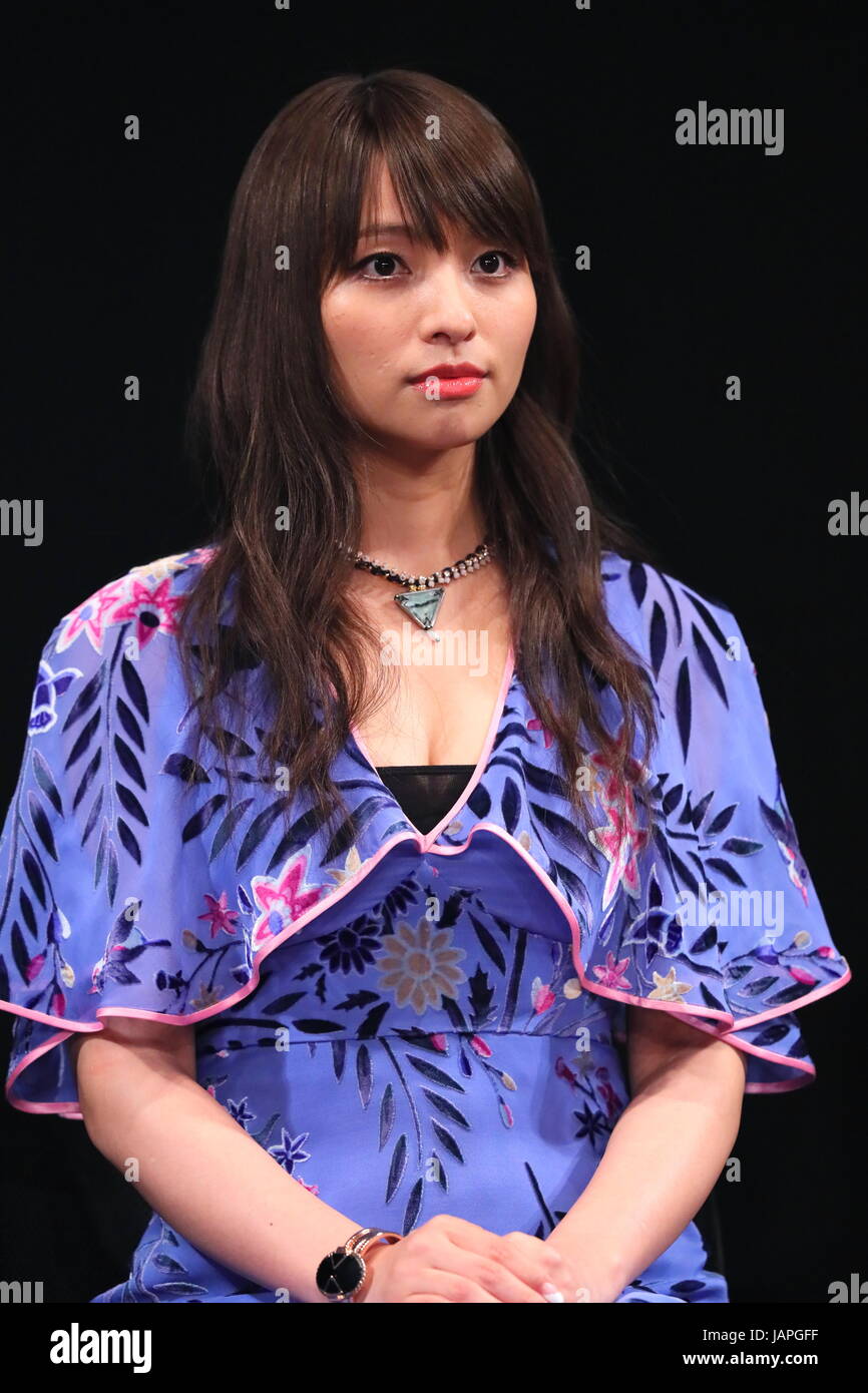 Ayame misaki Banque de photographies et d’images à haute résolution - Alamy