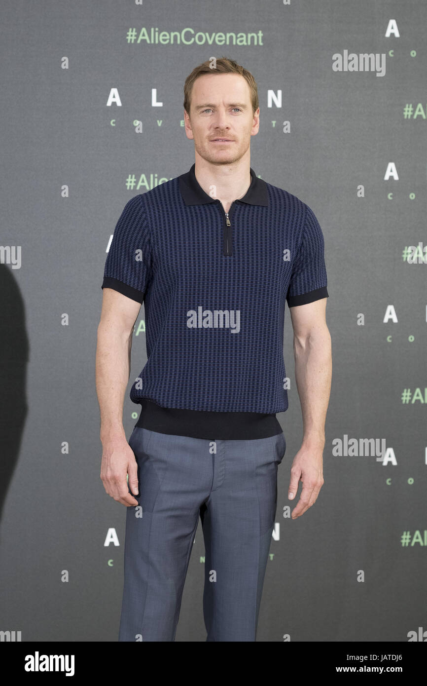 Michael Fassbender participant à la photocall pour "étranger" à l'Alliance : Villamagna hotel à Madrid, Espagne. Avec : Michael Fassbender Où : Madrid, Communauté de Madrid, Espagne Quand : 08 mai 2017 Credit : Oscar Gonzalez/WENN.com Banque D'Images