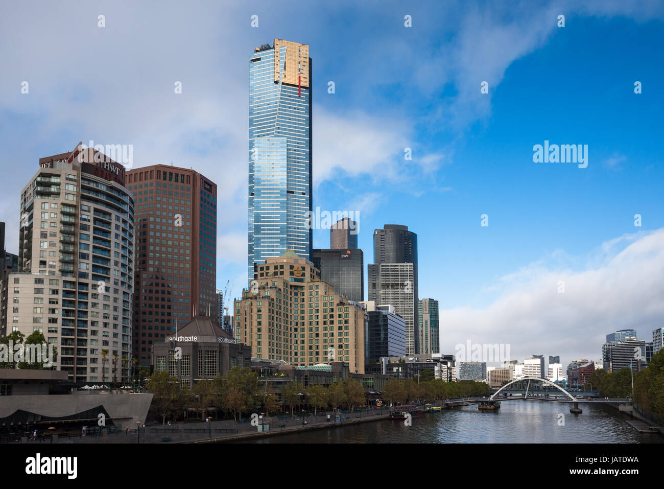 Melbourne city skyline sur la rivière Yarra, Victoria, Australie. Banque D'Images