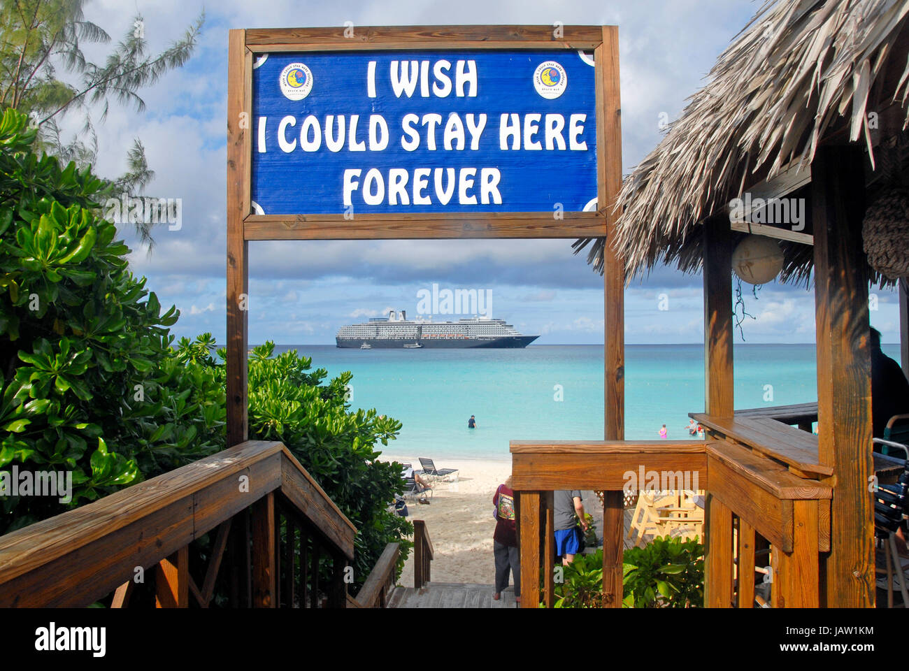 Signe : "J'aimerais pouvoir rester pour toujours', Half Moon Cay, Bahamas Banque D'Images