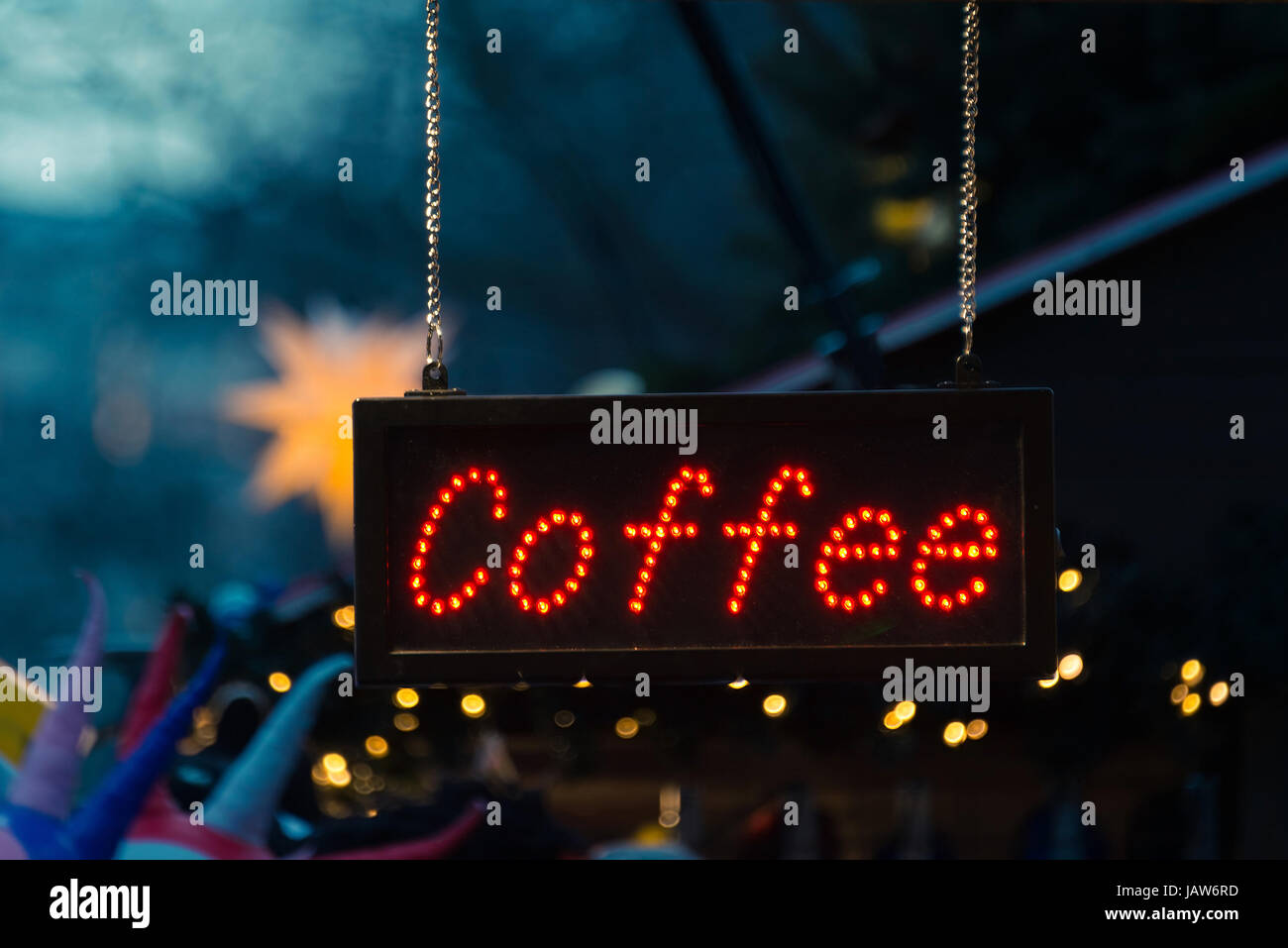 Inscrivez-café à un marché de Noël Banque D'Images