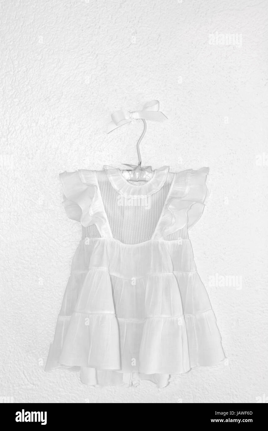 Robe bébé blanc Vintage du début des années 50. Banque D'Images
