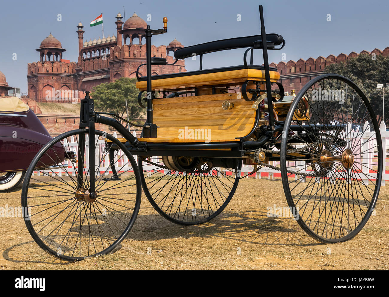 New Delhi, Inde - 6 Février 2016 : Benz Patent Motorwagen (un véhicule) 1886 premier véhicule automobile à essence sur l'affichage à Fort Rouge o Banque D'Images