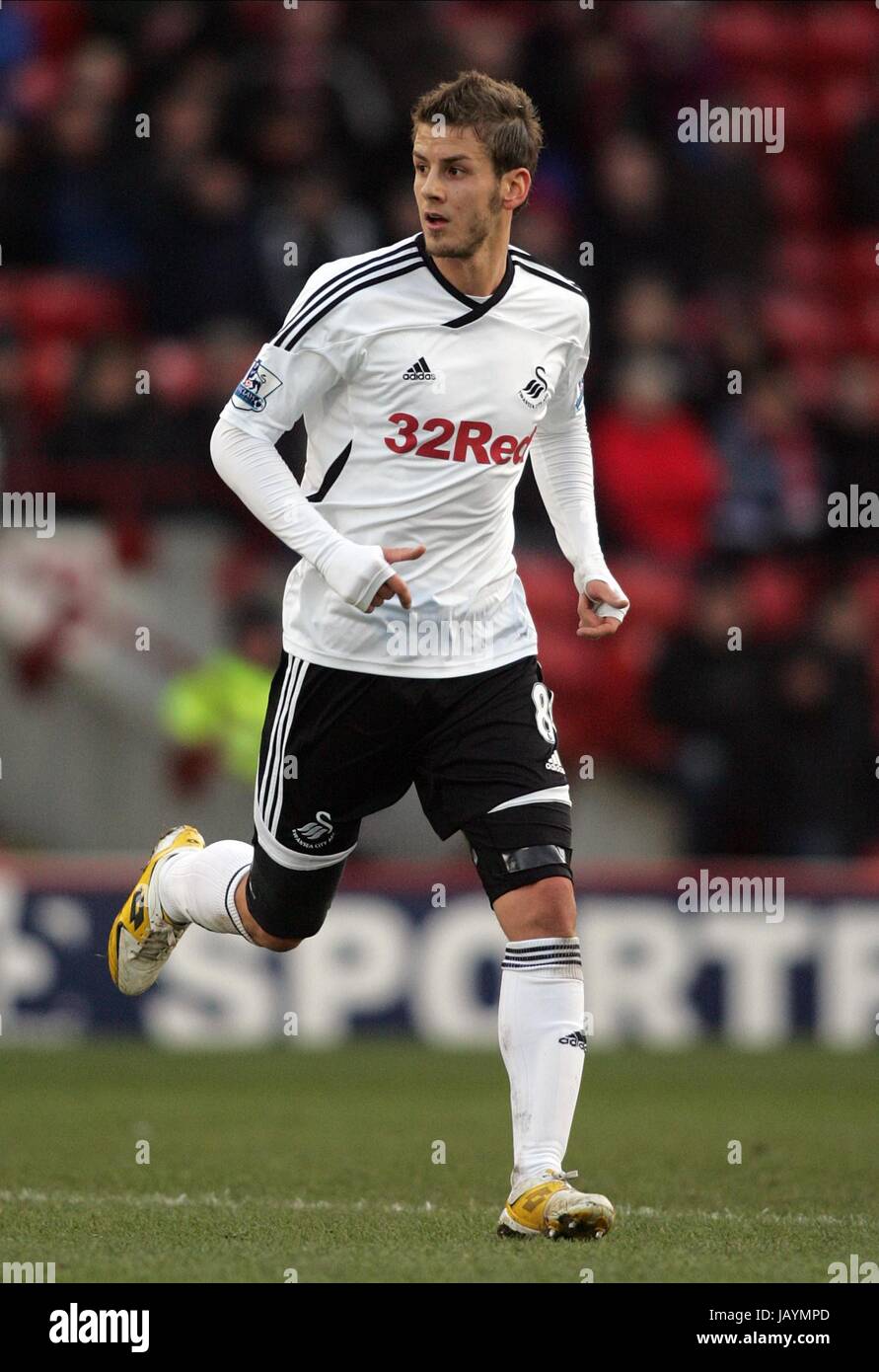 ANDREA ORLANDI Swansea City FC Swansea City FC STADE OAKWELL BARNSLEY ENGLAND 07 Janvier 2012 Banque D'Images