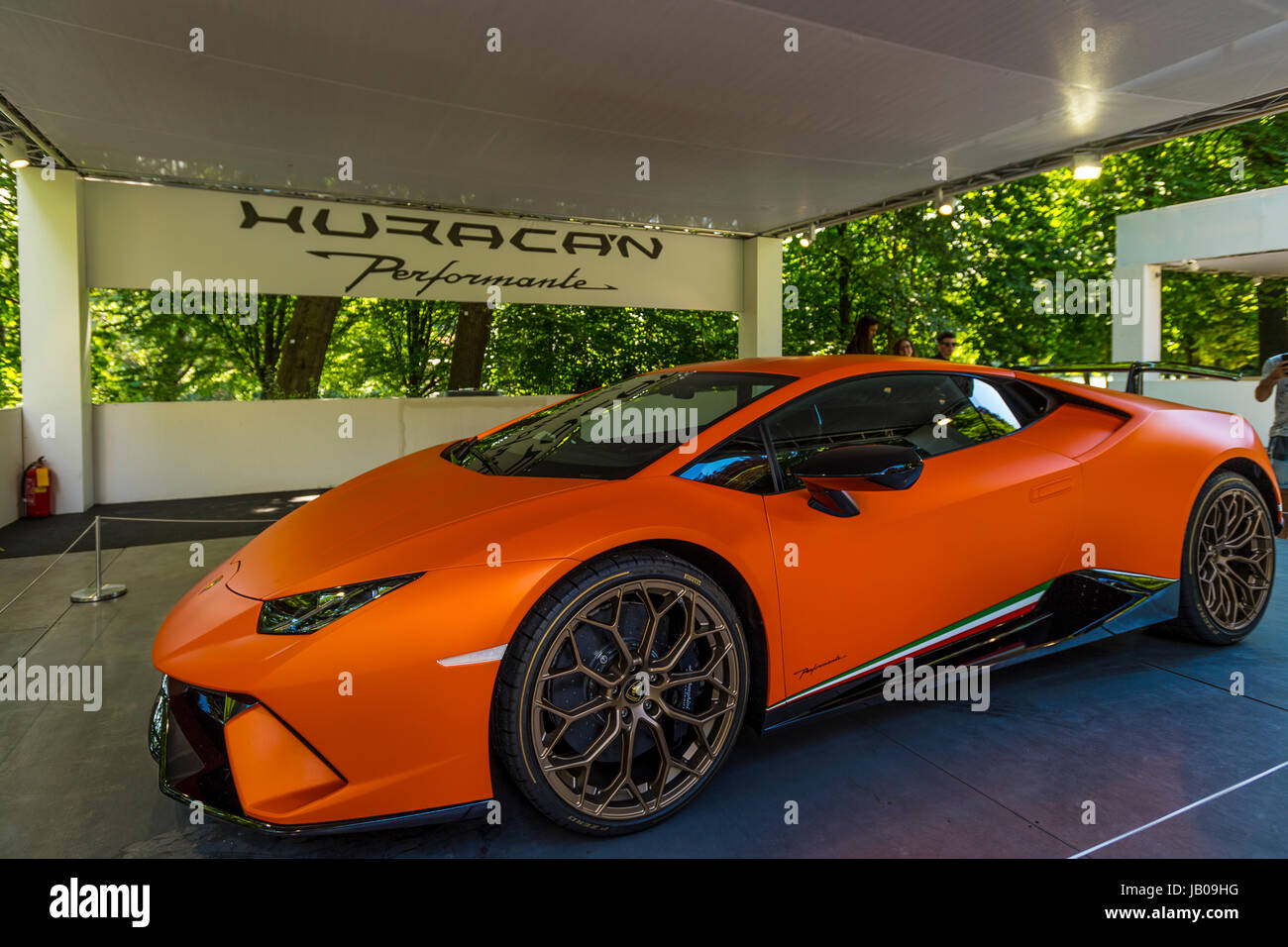 Le piémont, Turin, Italie. Le 08 juin, 2017. Italie Piémont Turin Valentino 'Sseul dell'auto di Torino - ''Ouragan Lamborghini Performante Crédit : Realy Easy Star/Alamy Live News Banque D'Images