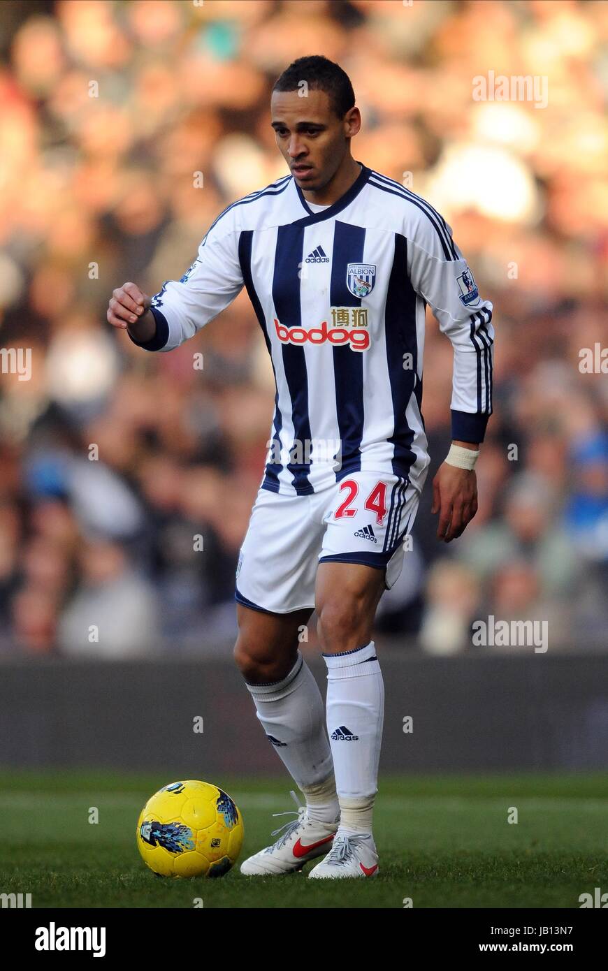 PETER ODEMWINGIE West Bromwich Albion FC West Bromwich Albion FC LES AUBÉPINES BIRMINGHAM ENGLAND 14 Janvier 2012 Banque D'Images