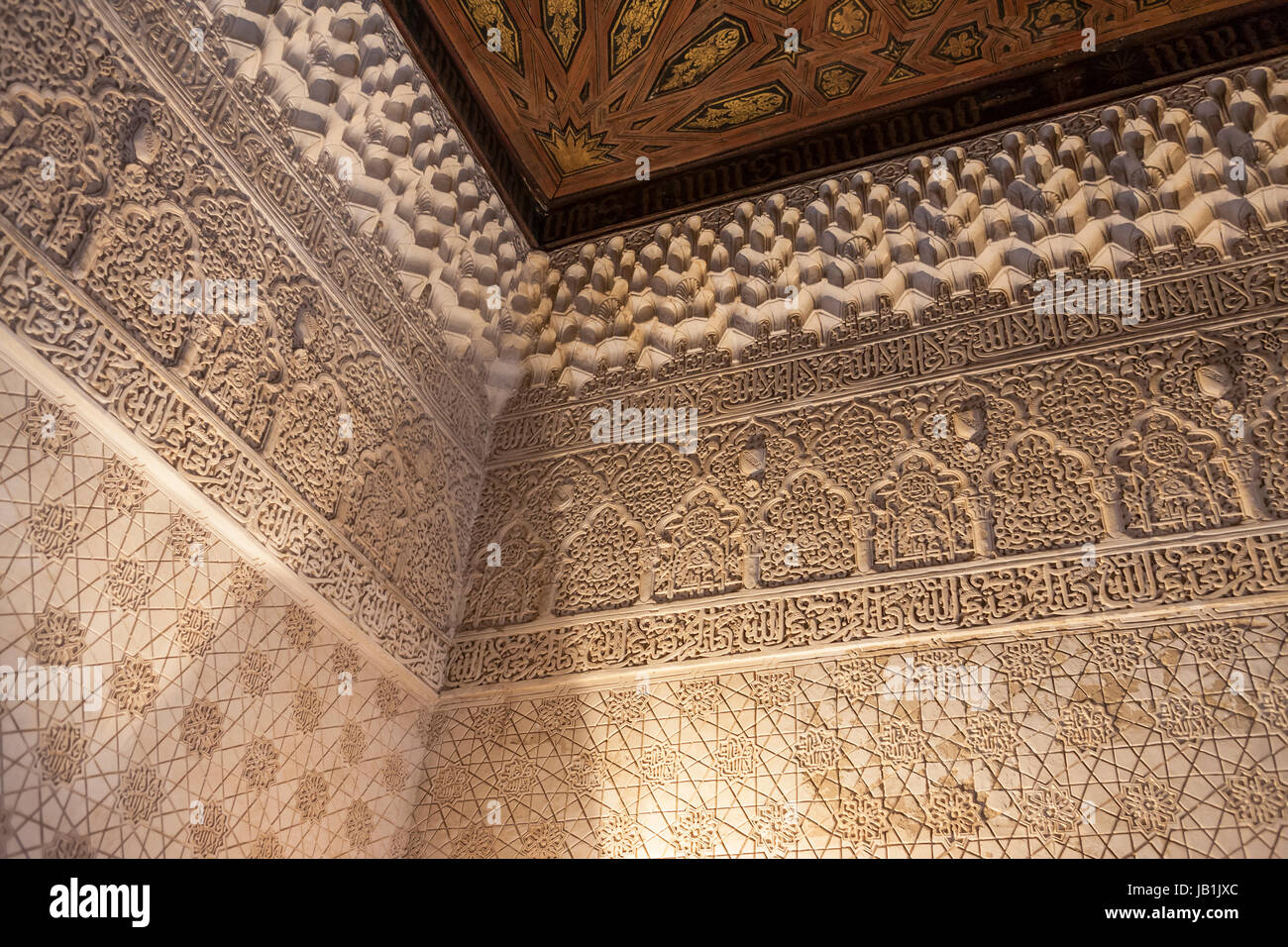 Plâtres élaborés dans la décoration Cuarto Dorado (chambre d'Or), le Palais de Comares, La Alhambra, Granada, Andalousie, Espagne Banque D'Images