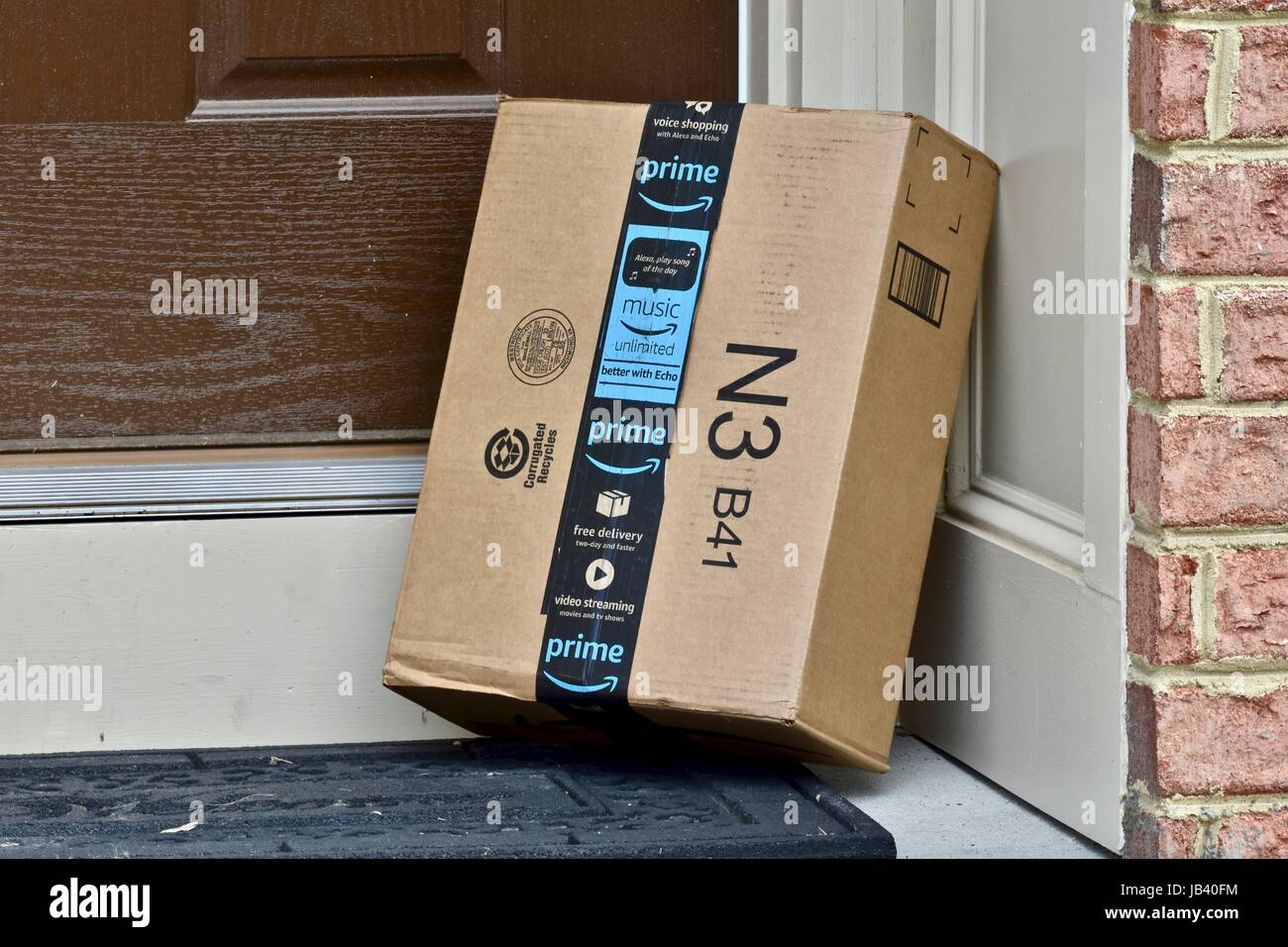 Amazon premier colis livraison boîte Banque D'Images