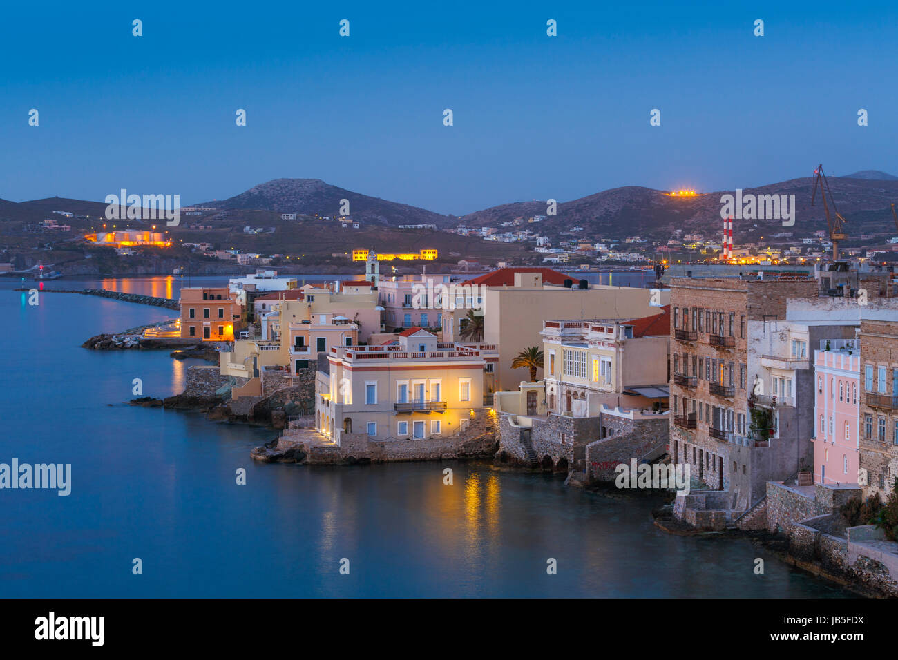 Quartier Vaporia d'Ermoupoli ville sur l'île de Syros. Banque D'Images