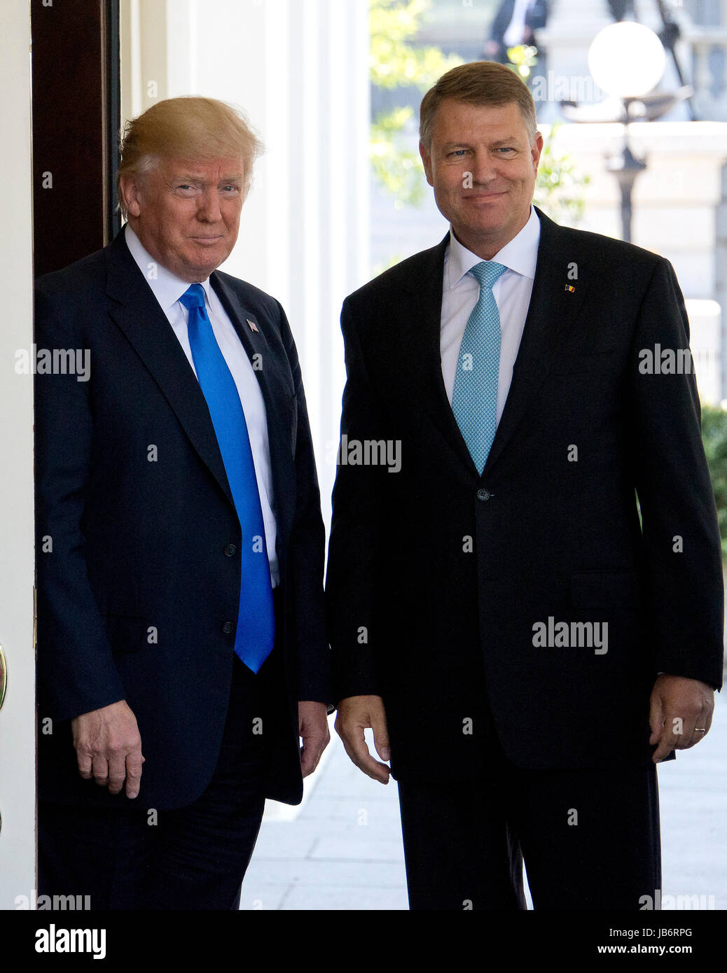 Washington, USA. Jun 9, 2017. Le Président des Etats-Unis, Donald J. Trump accueille la présidente Klaus Werner Ioannis de Roumanie à la Maison Blanche à Washington, DC le vendredi, Juin 9, 2017. Credit : MediaPunch Inc/Alamy Live News Banque D'Images