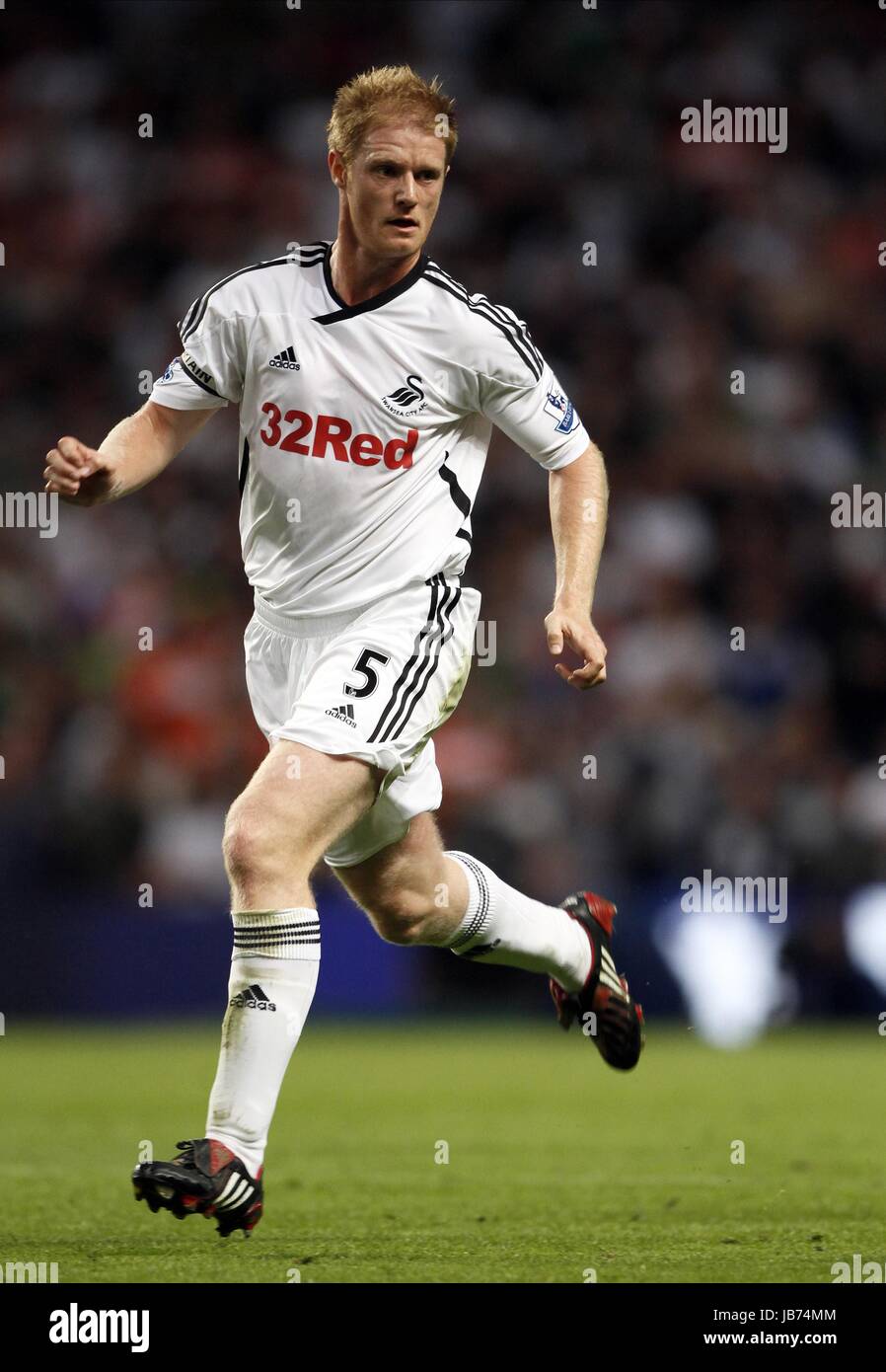 ALAN TATE Swansea City FC Swansea City FC ETHIAD STADIUM MANCHESTER EN ANGLETERRE 15 Août 2011 Banque D'Images